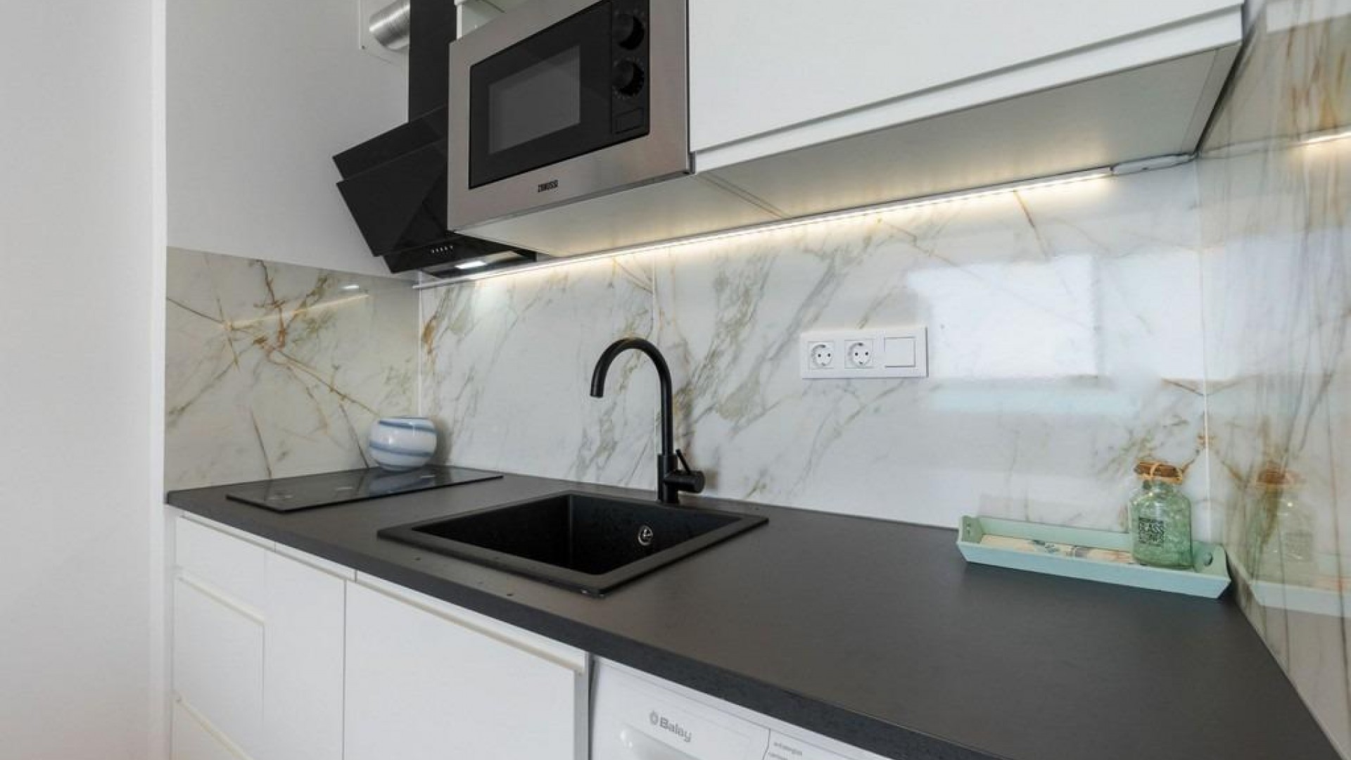 Herverkoop - Apartement Flat -
Torrevieja - Cabo cervera