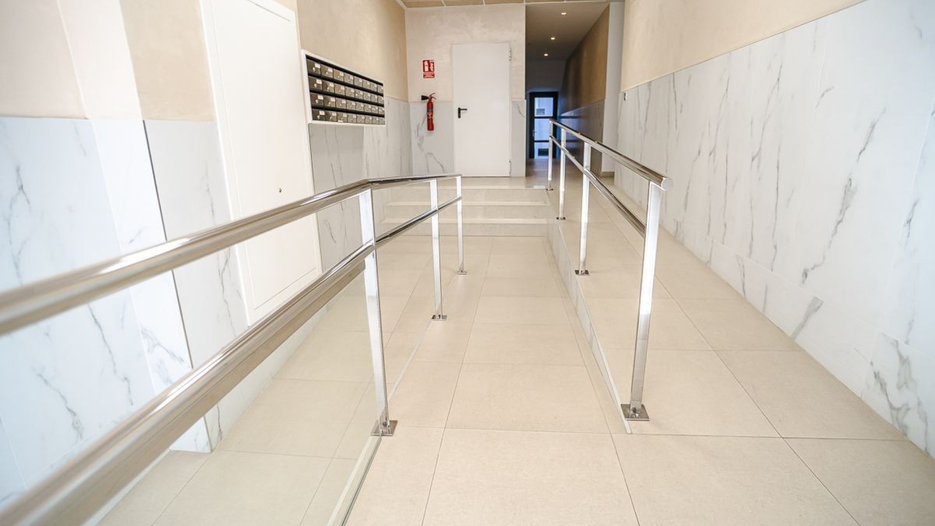 Herverkoop - Apartement Flat -
Torrevieja - Calas Blancas