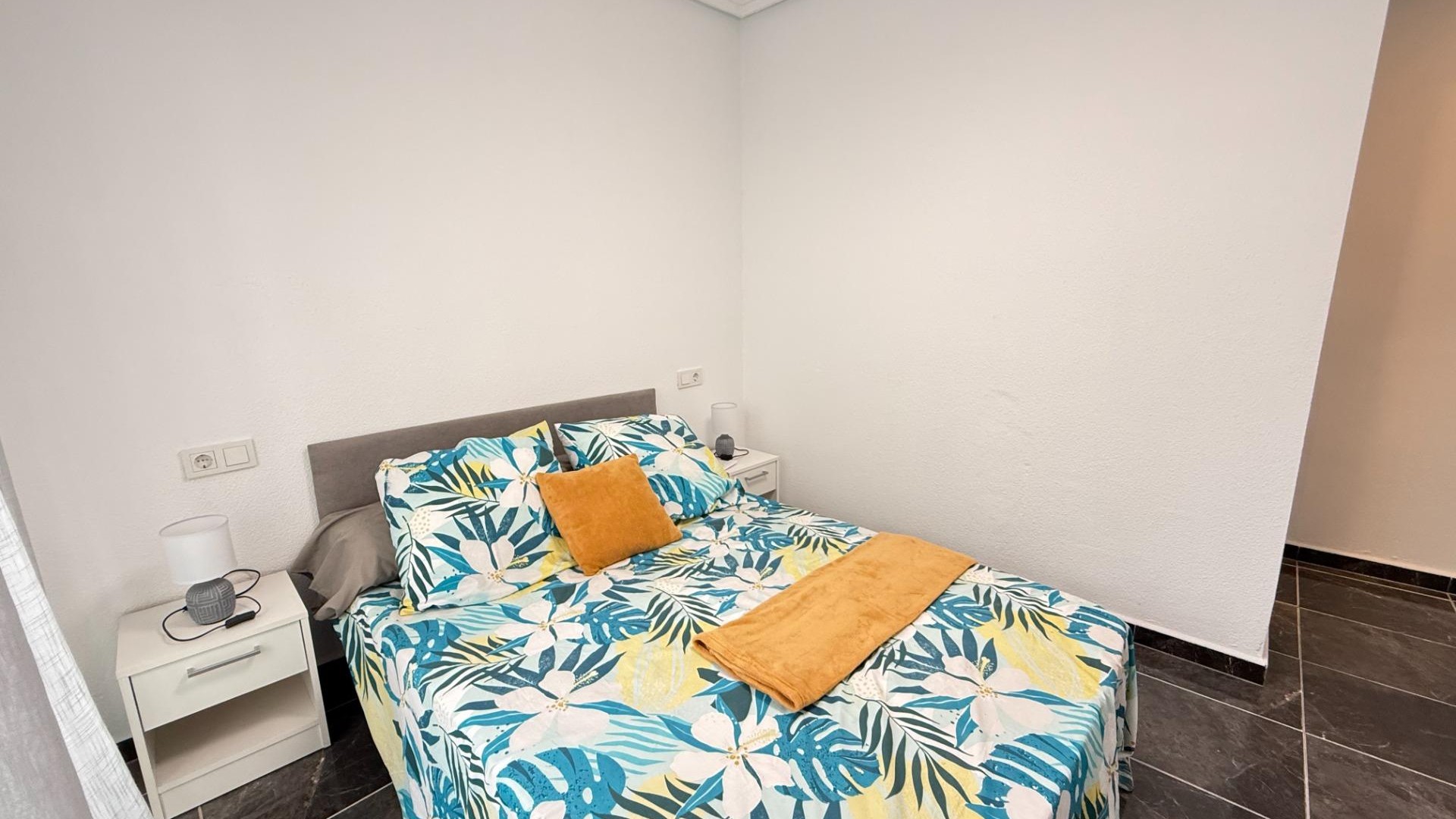 Herverkoop - Apartement Flat -
Torrevieja - Center