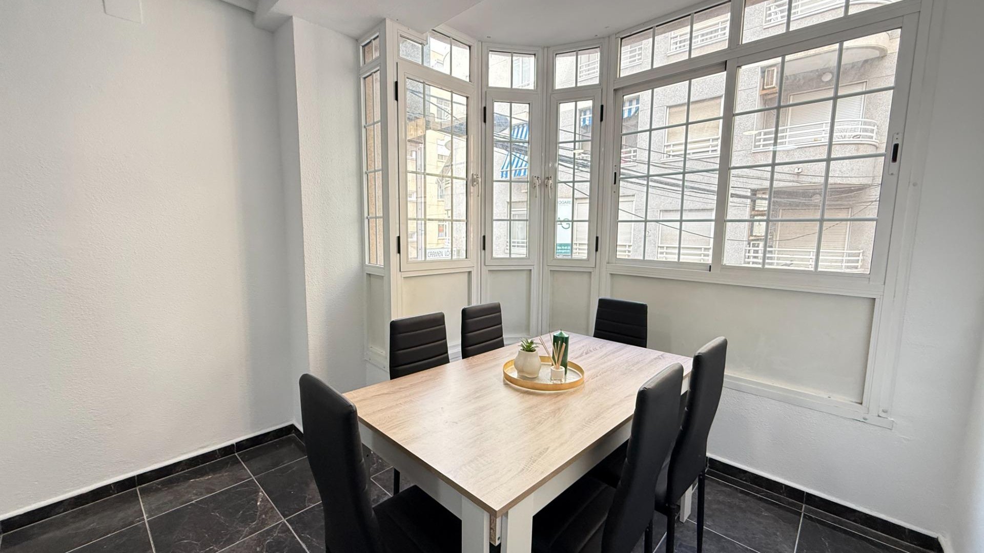 Herverkoop - Apartement Flat -
Torrevieja - Center