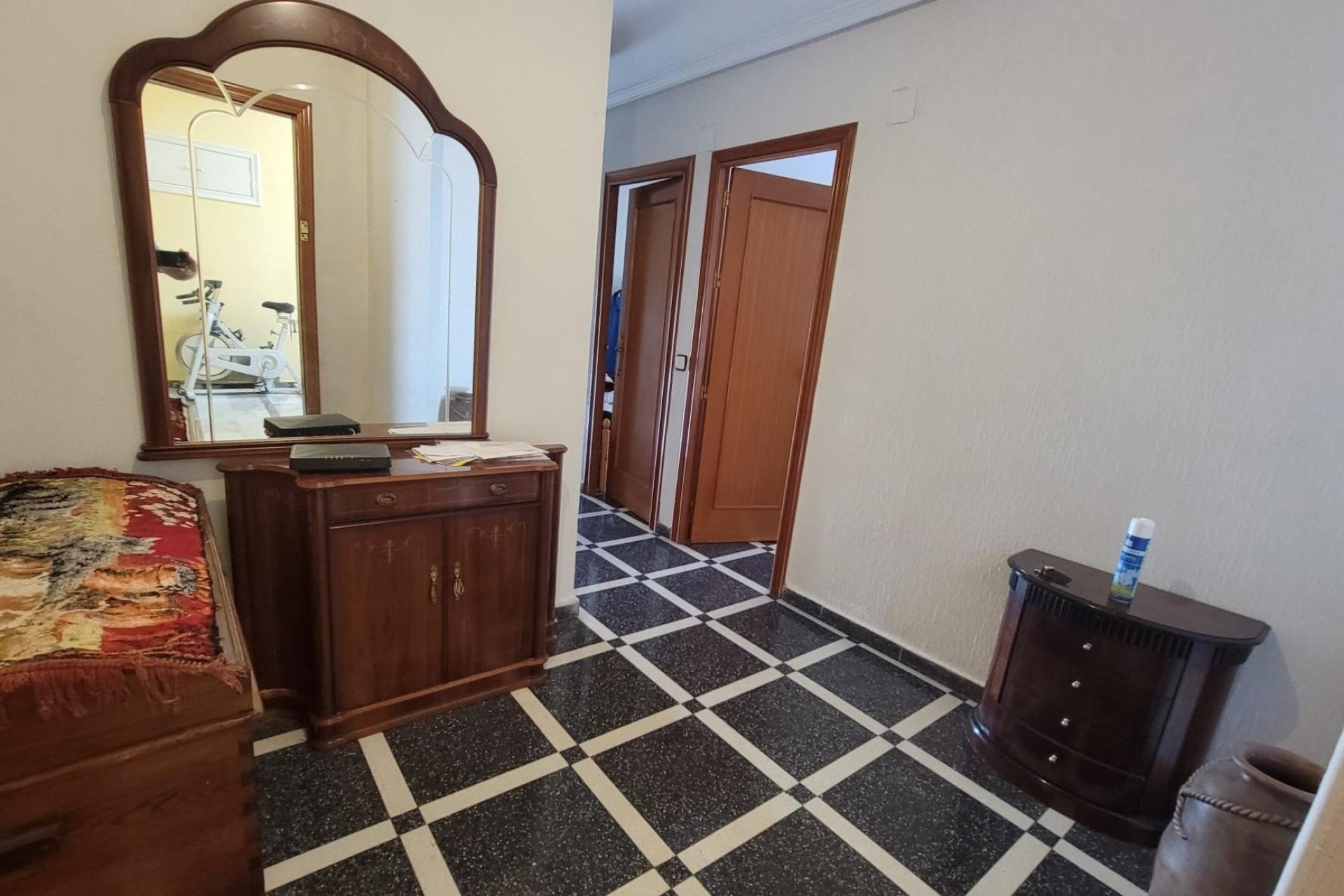Herverkoop - Apartement Flat -
Torrevieja - Center