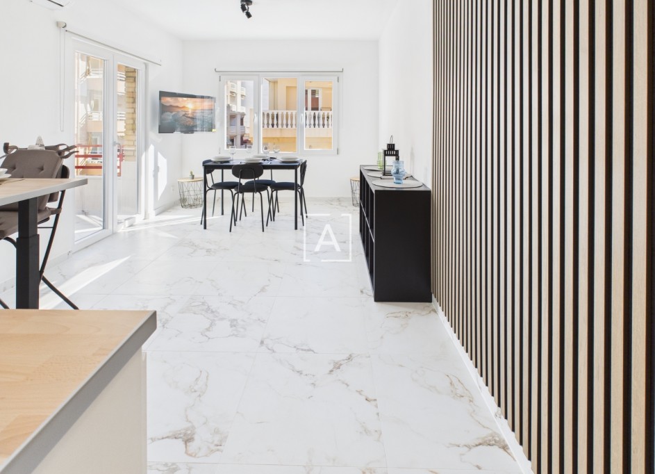 Herverkoop - Apartement Flat -
Torrevieja - Centro Torrevieja