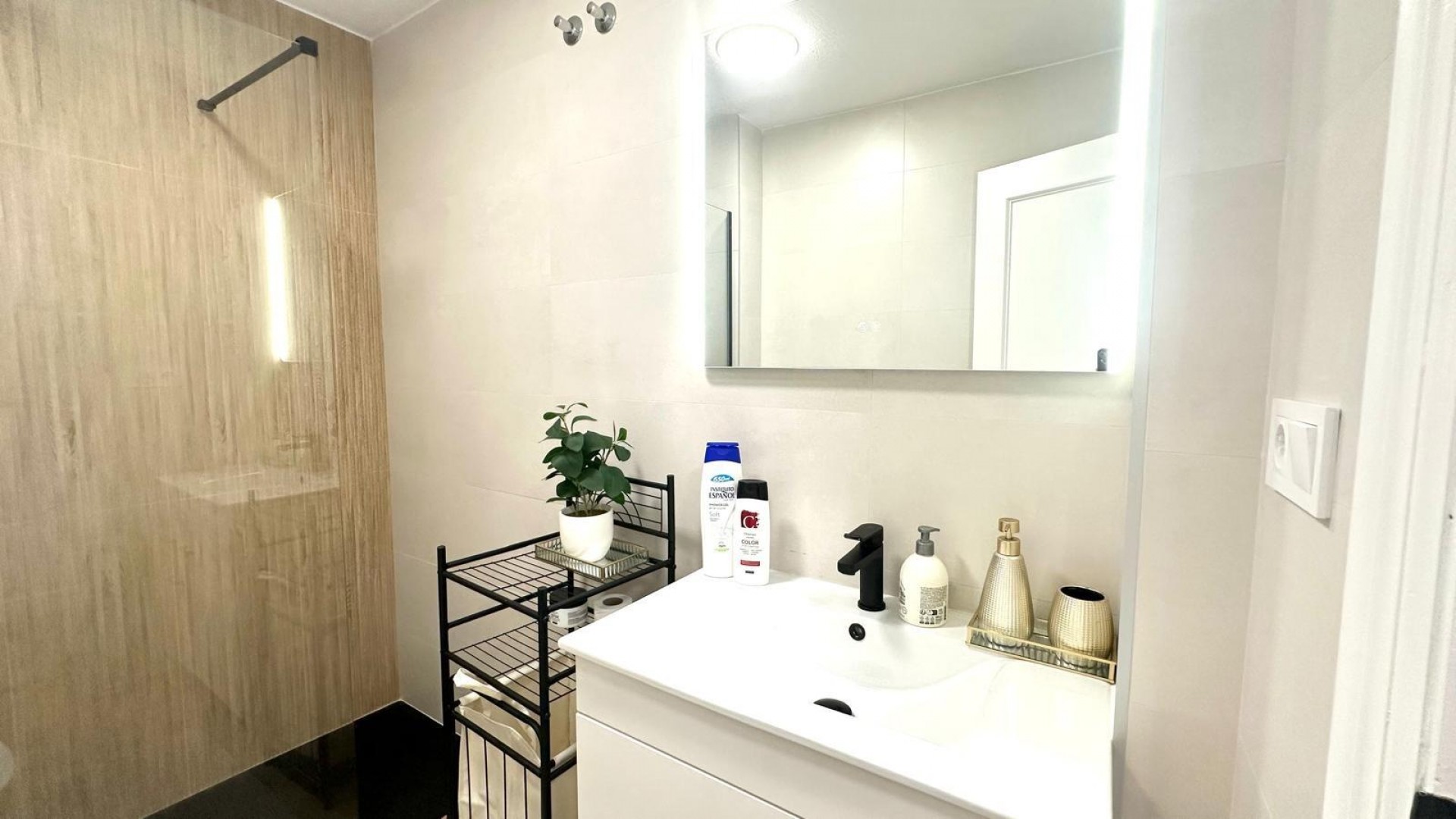 Herverkoop - Apartement Flat -
Torrevieja - Centro