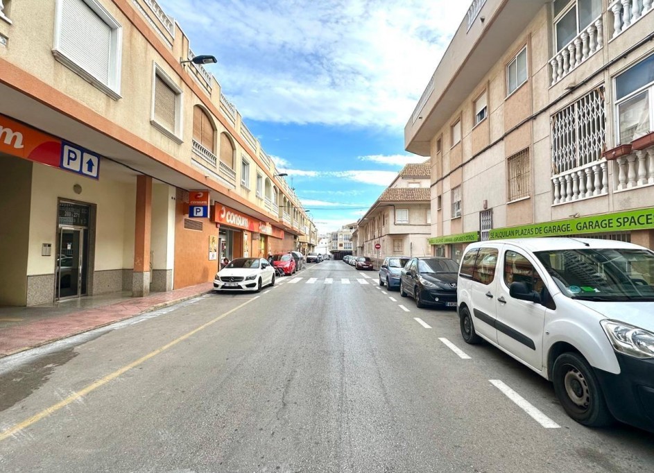 Herverkoop - Apartement Flat -
Torrevieja - Centro