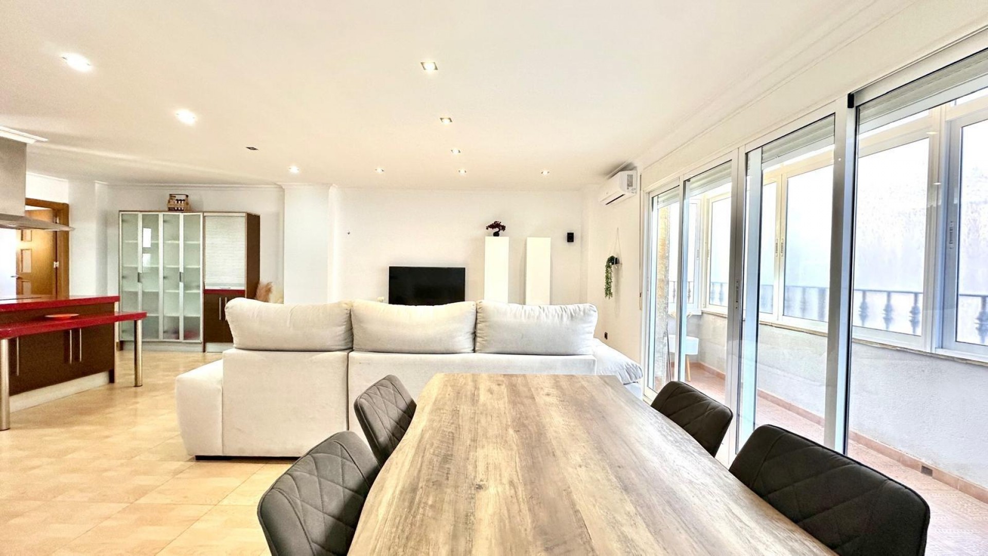 Herverkoop - Apartement Flat -
Torrevieja - Centro