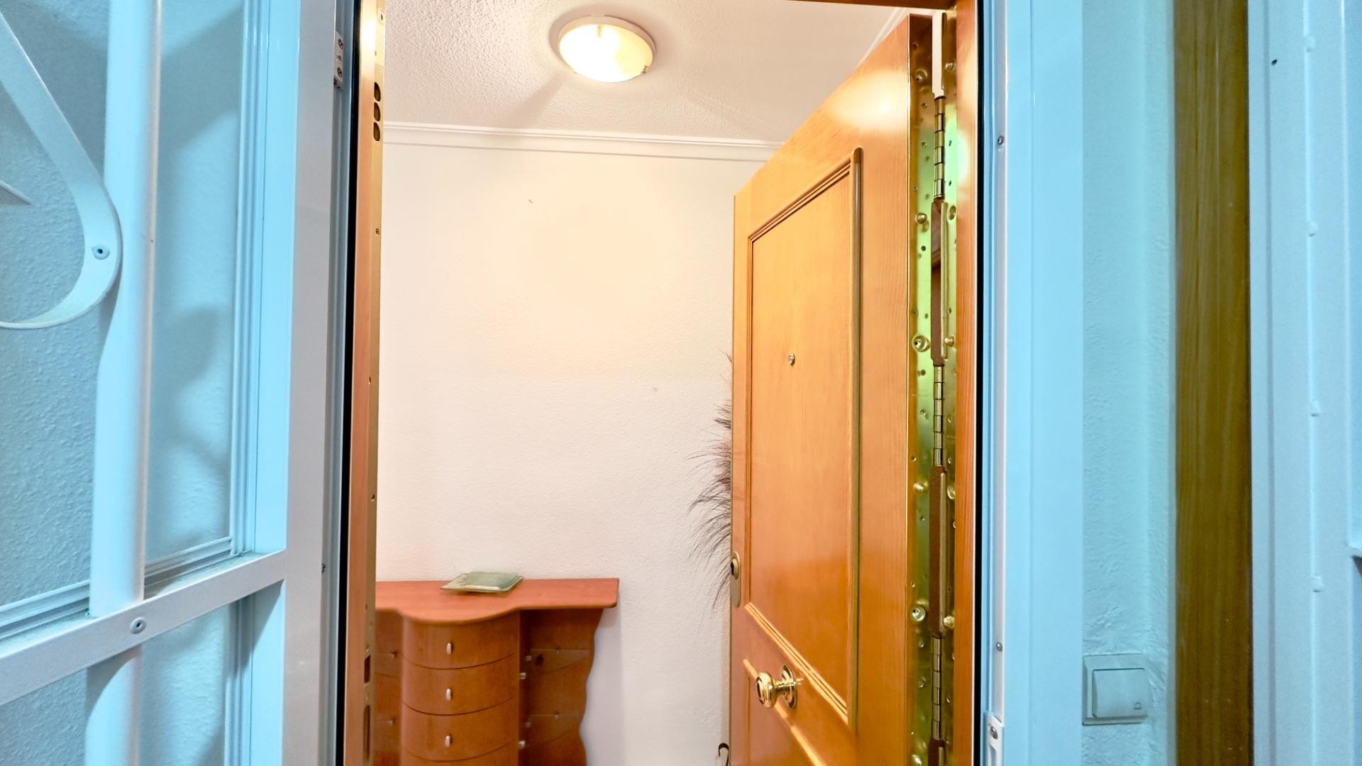 Herverkoop - Apartement Flat -
Torrevieja - Centro