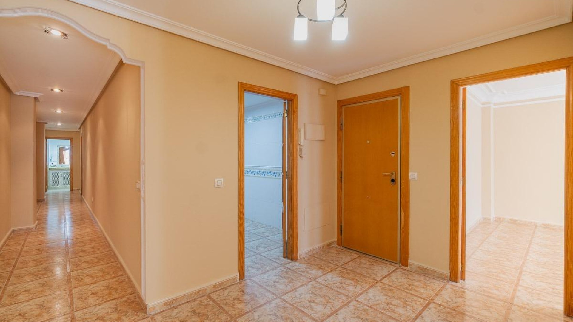 Herverkoop - Apartement Flat -
Torrevieja - Centro