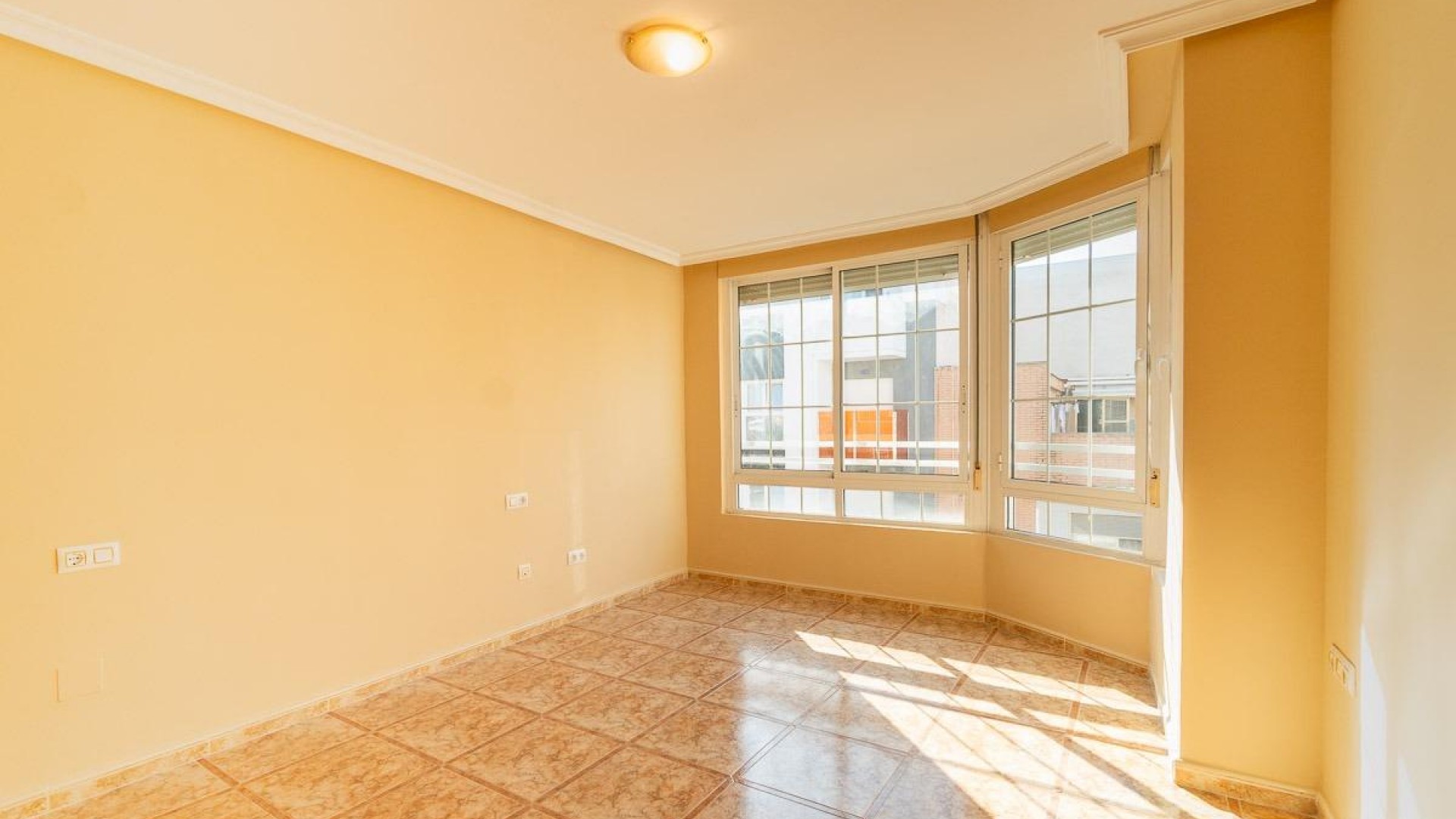 Herverkoop - Apartement Flat -
Torrevieja - Centro