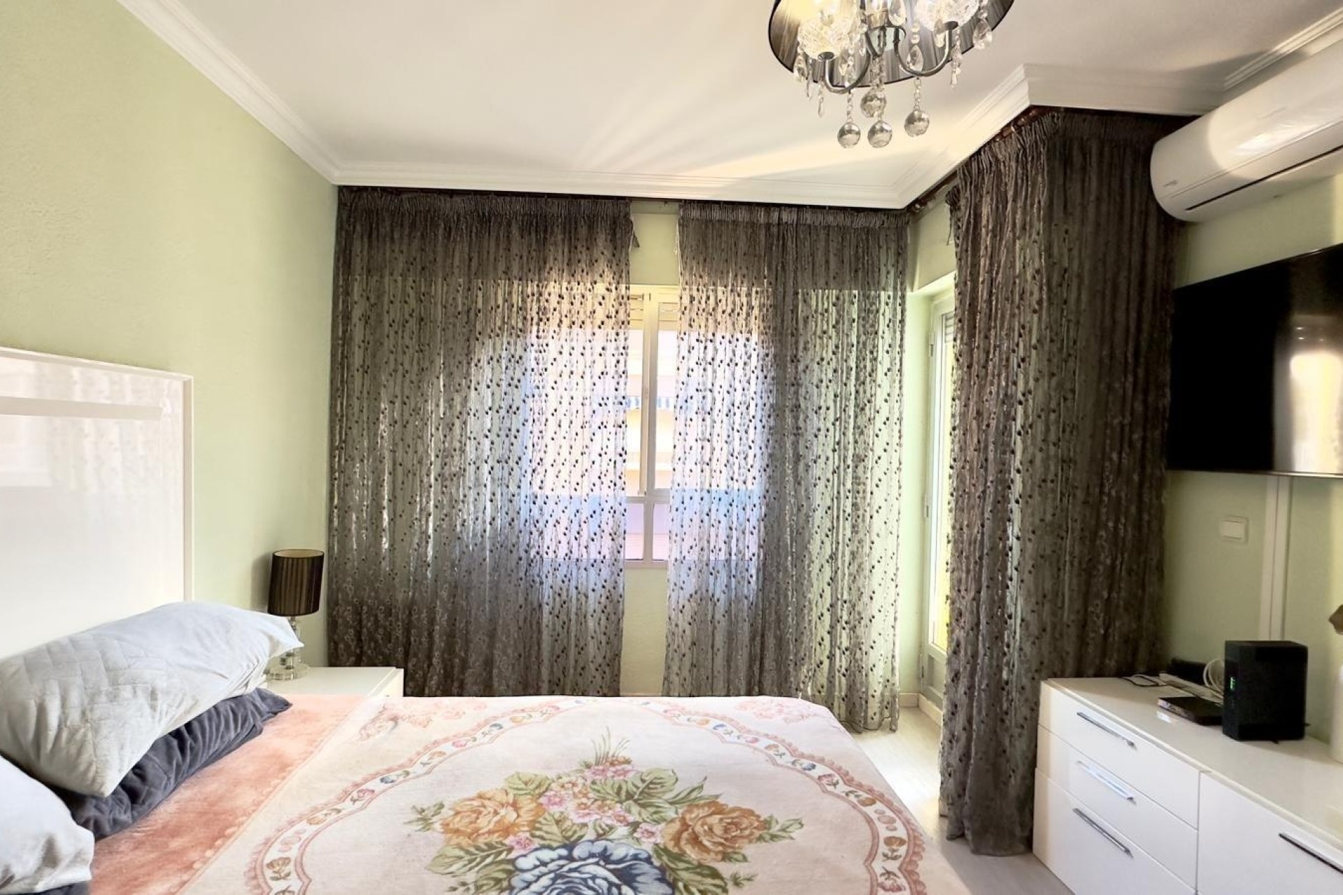 Herverkoop - Apartement Flat -
Torrevieja - Centro