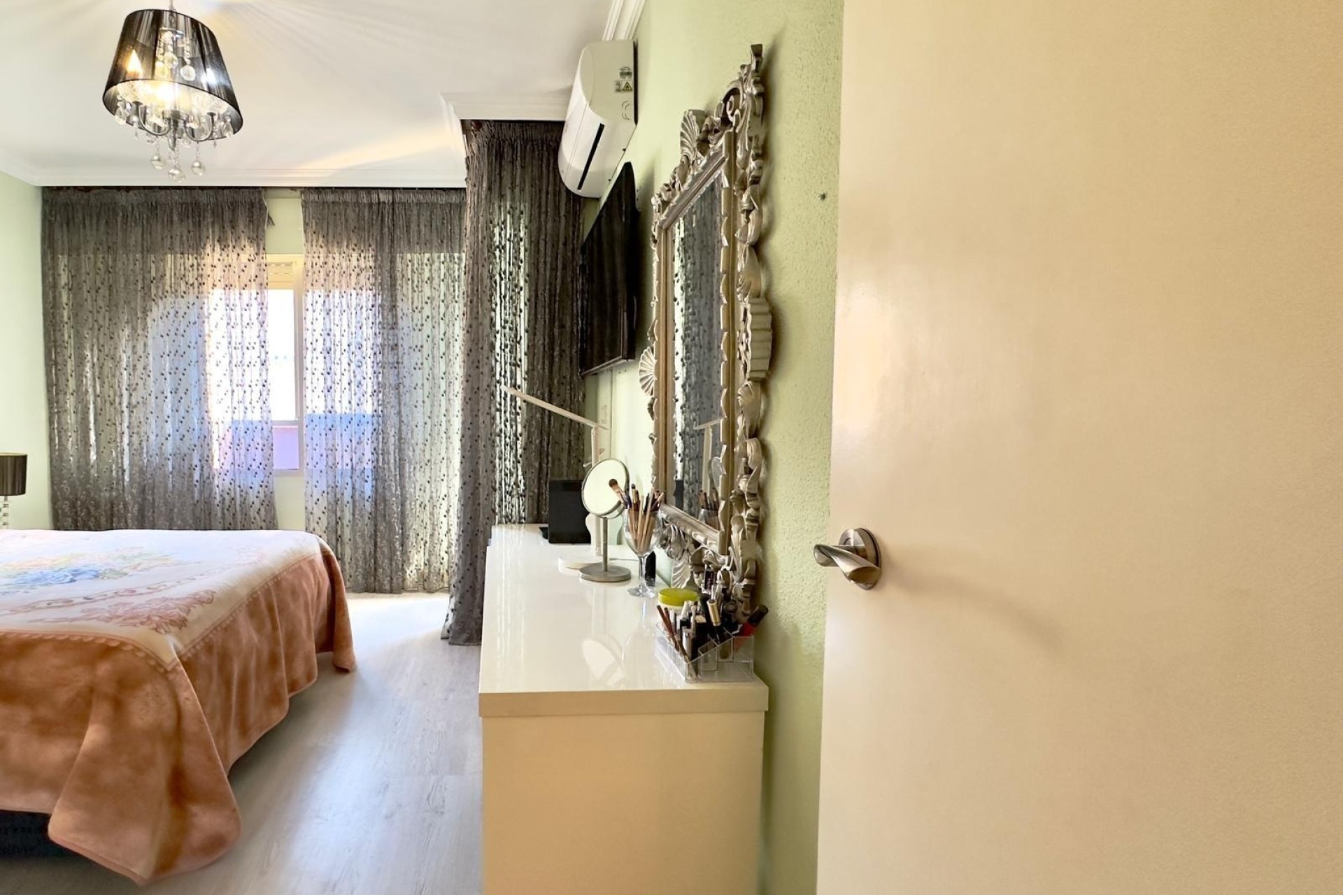 Herverkoop - Apartement Flat -
Torrevieja - Centro