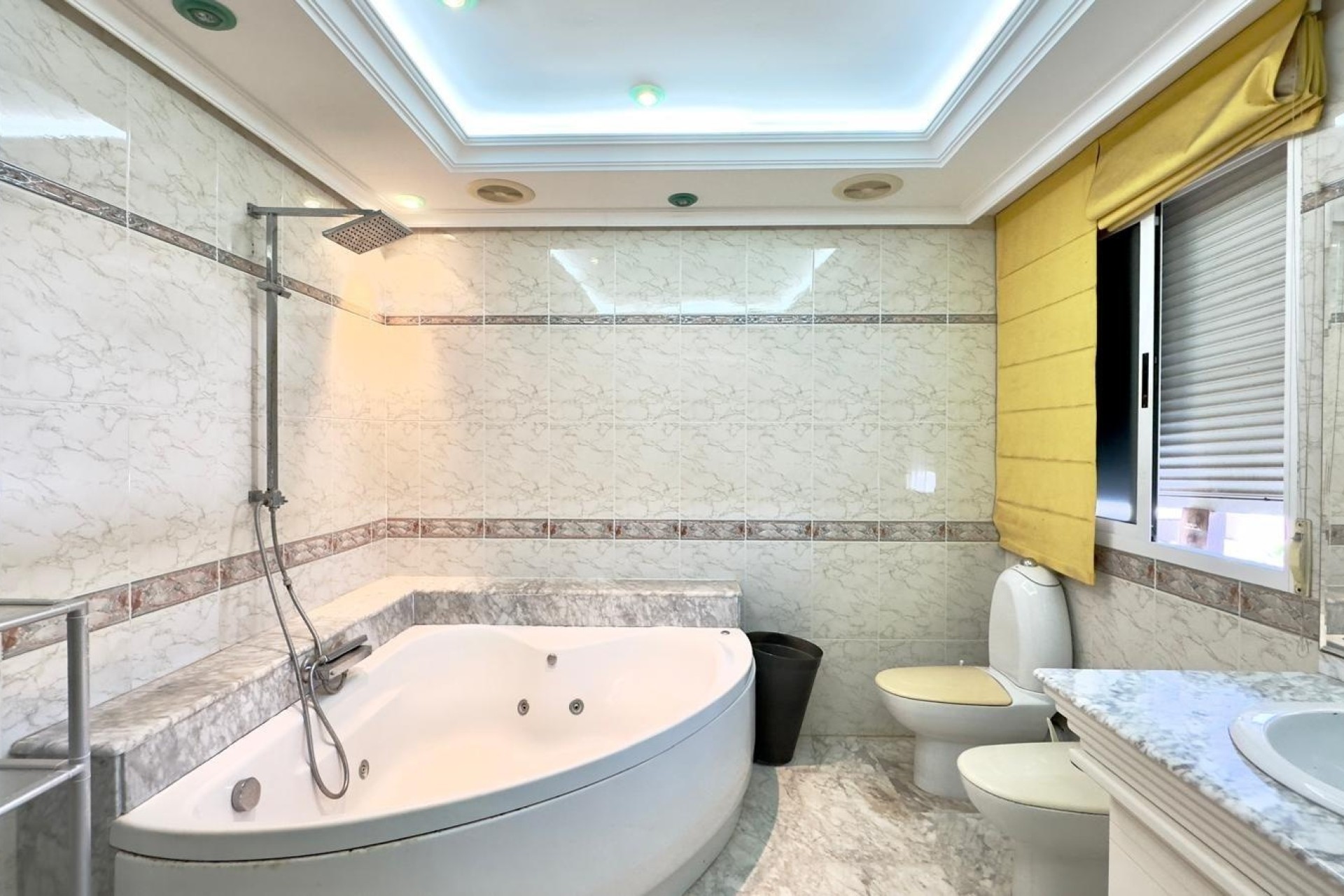 Herverkoop - Apartement Flat -
Torrevieja - Centro