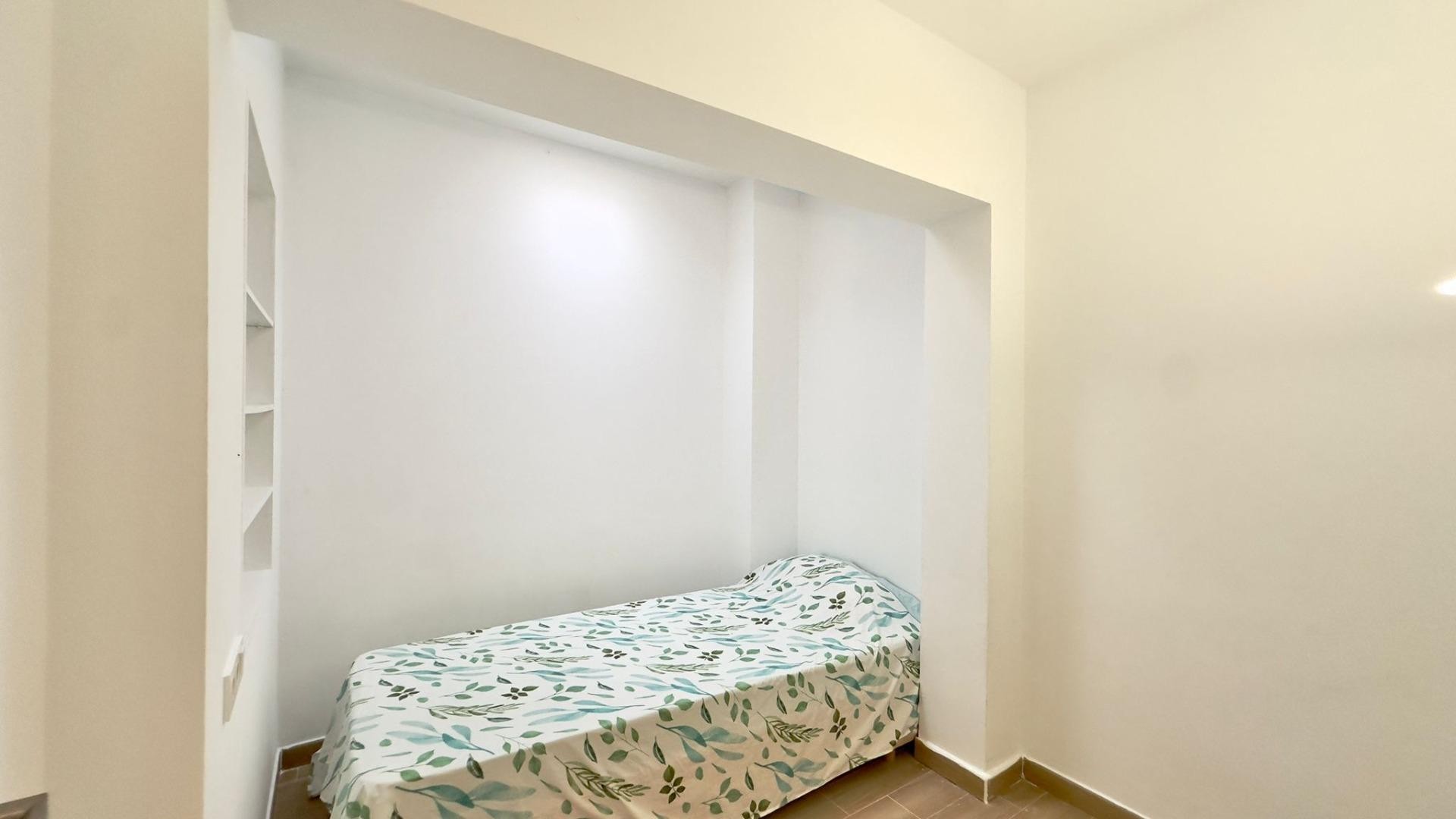 Herverkoop - Apartement Flat -
Torrevieja - El limonar