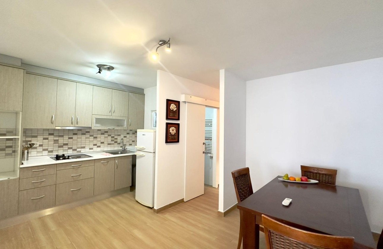 Herverkoop - Apartement Flat -
Torrevieja - El limonar