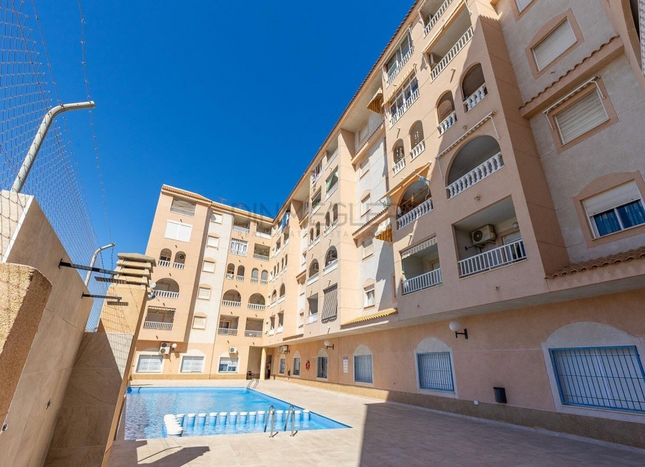 Herverkoop - Apartement Flat -
Torrevieja - El molino