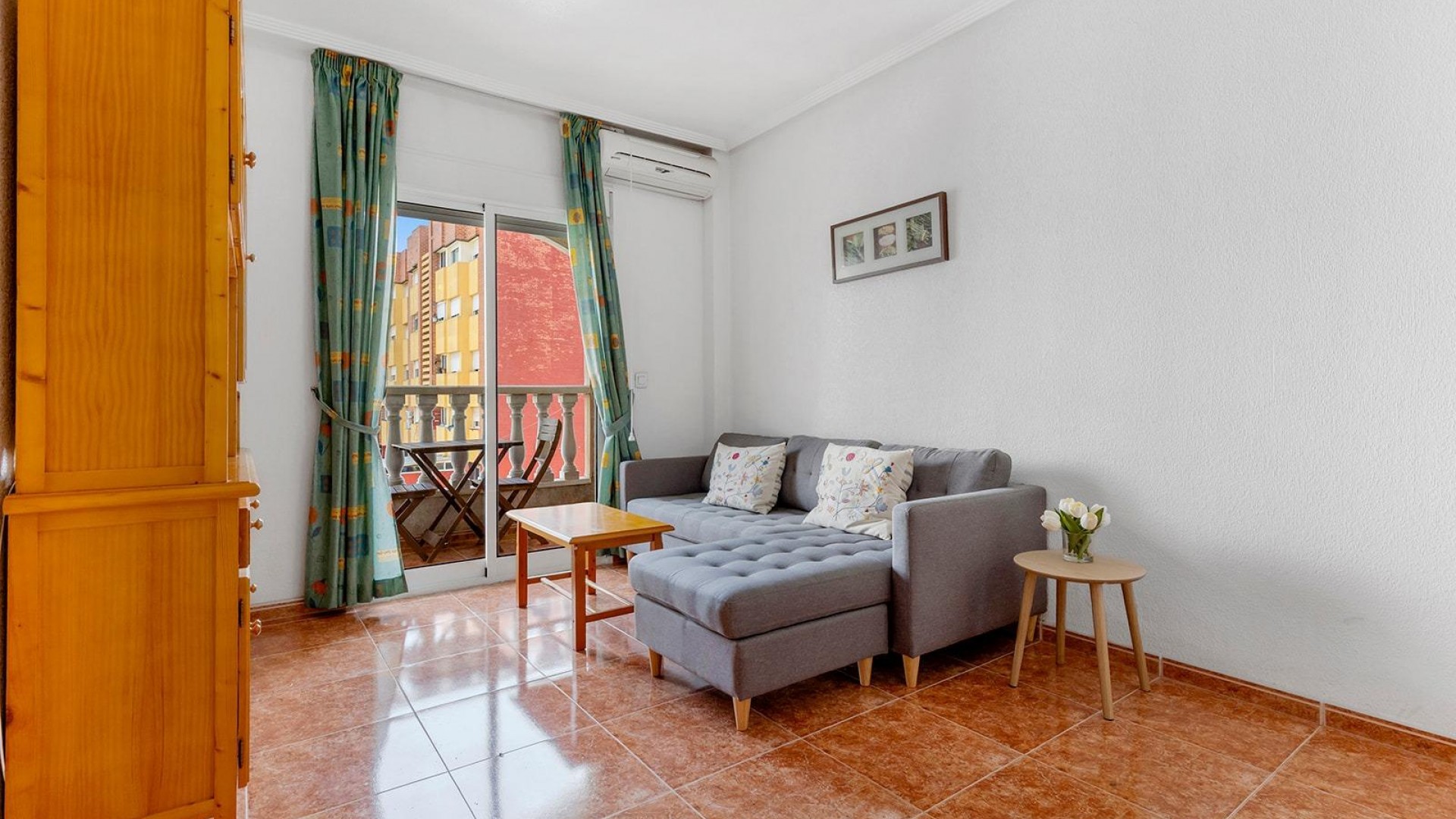 Herverkoop - Apartement Flat -
Torrevieja - Estacion de autobuses