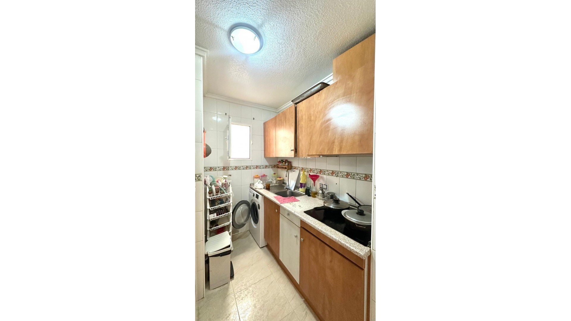 Herverkoop - Apartement Flat -
Torrevieja - Estacion de autobuses