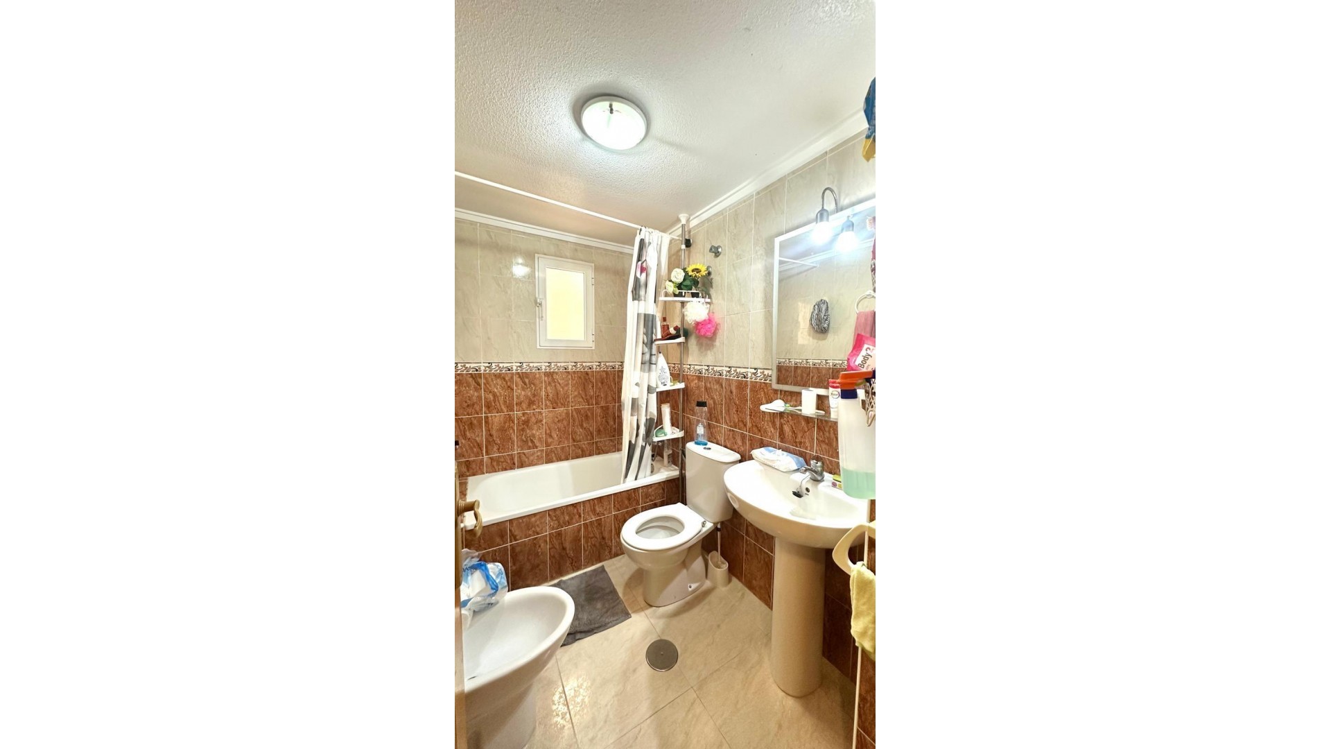 Herverkoop - Apartement Flat -
Torrevieja - Estacion de autobuses