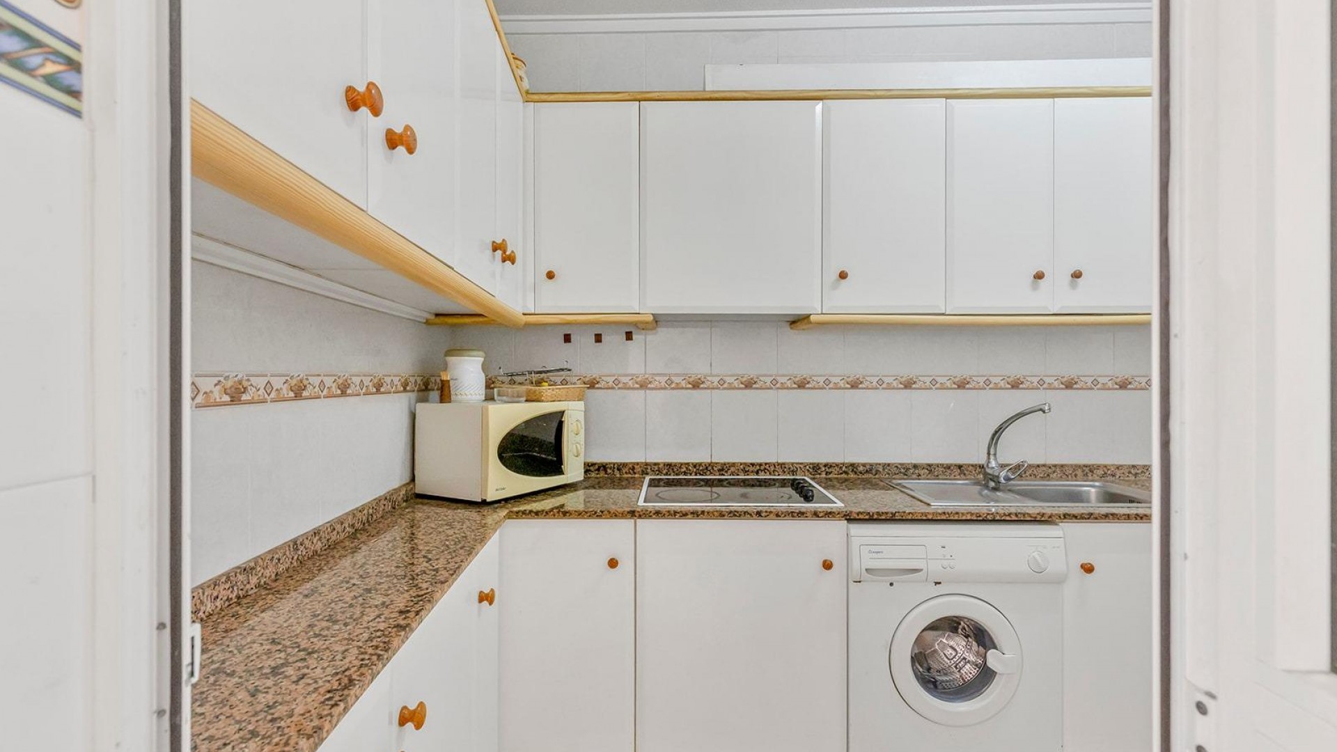 Herverkoop - Apartement Flat -
Torrevieja - Estacion de autobuses