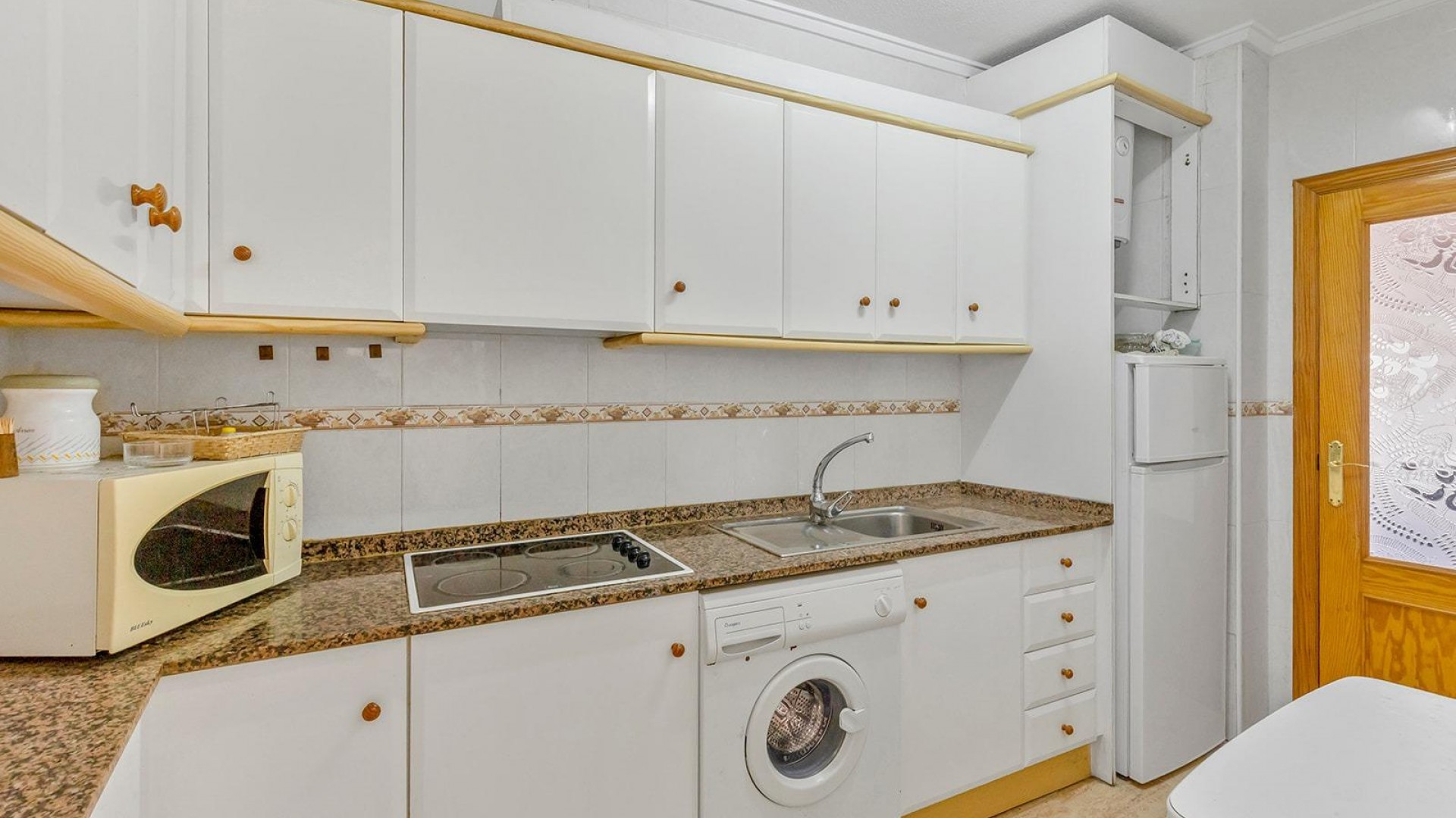 Herverkoop - Apartement Flat -
Torrevieja - Estacion de autobuses