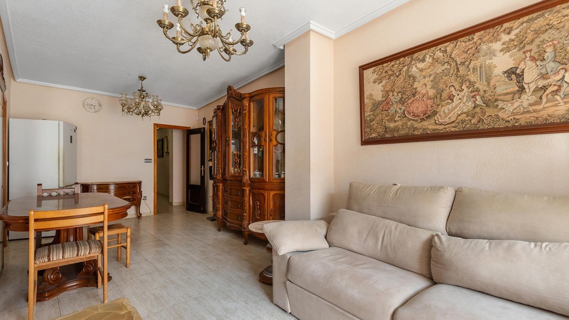 Herverkoop - Apartement Flat -
Torrevieja - Estacion de autobuses