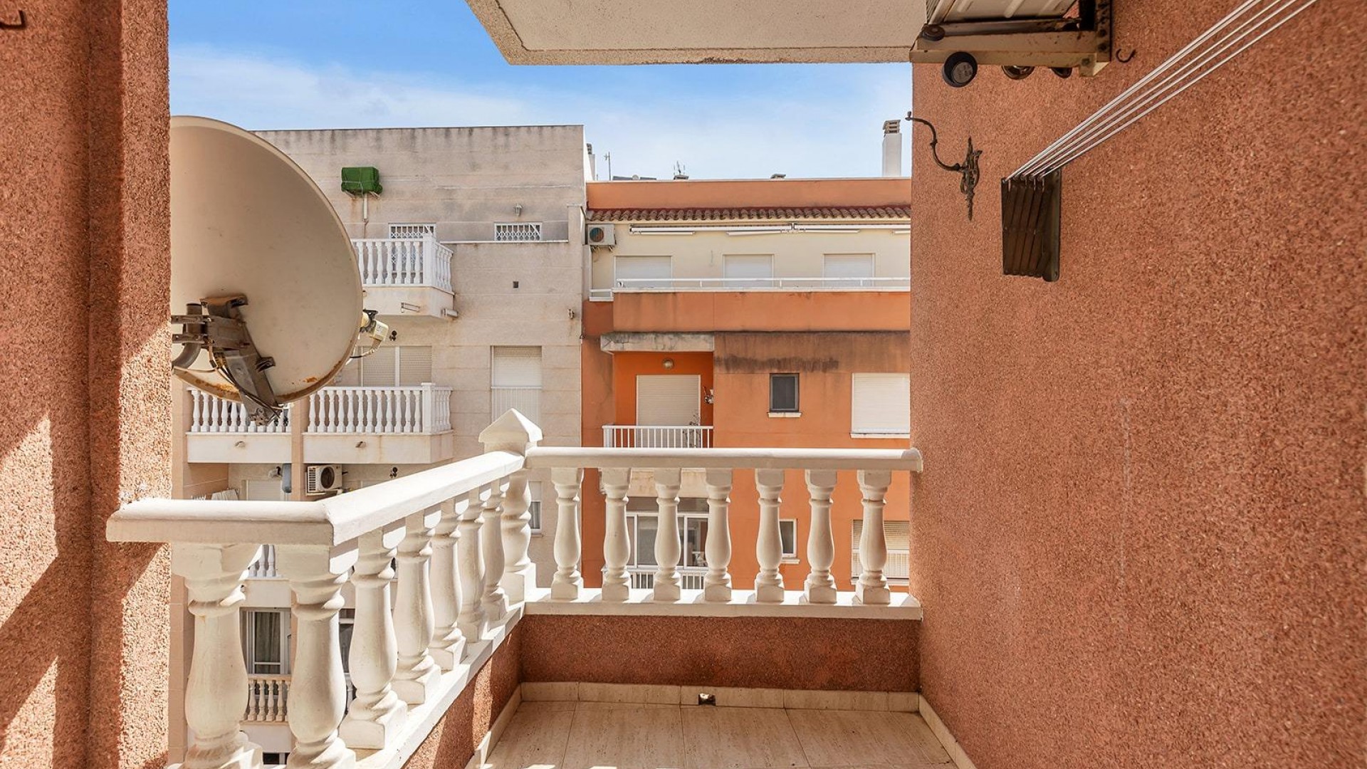 Herverkoop - Apartement Flat -
Torrevieja - Estacion de autobuses