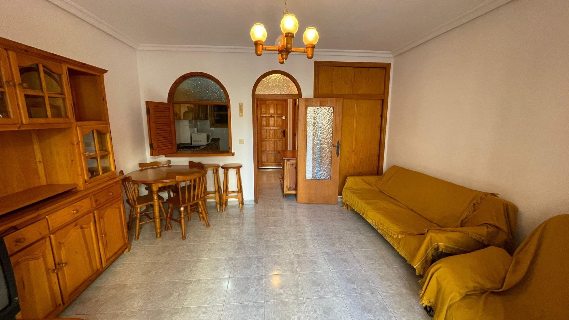 Herverkoop - Apartement Flat -
Torrevieja - Estacion de autobuses