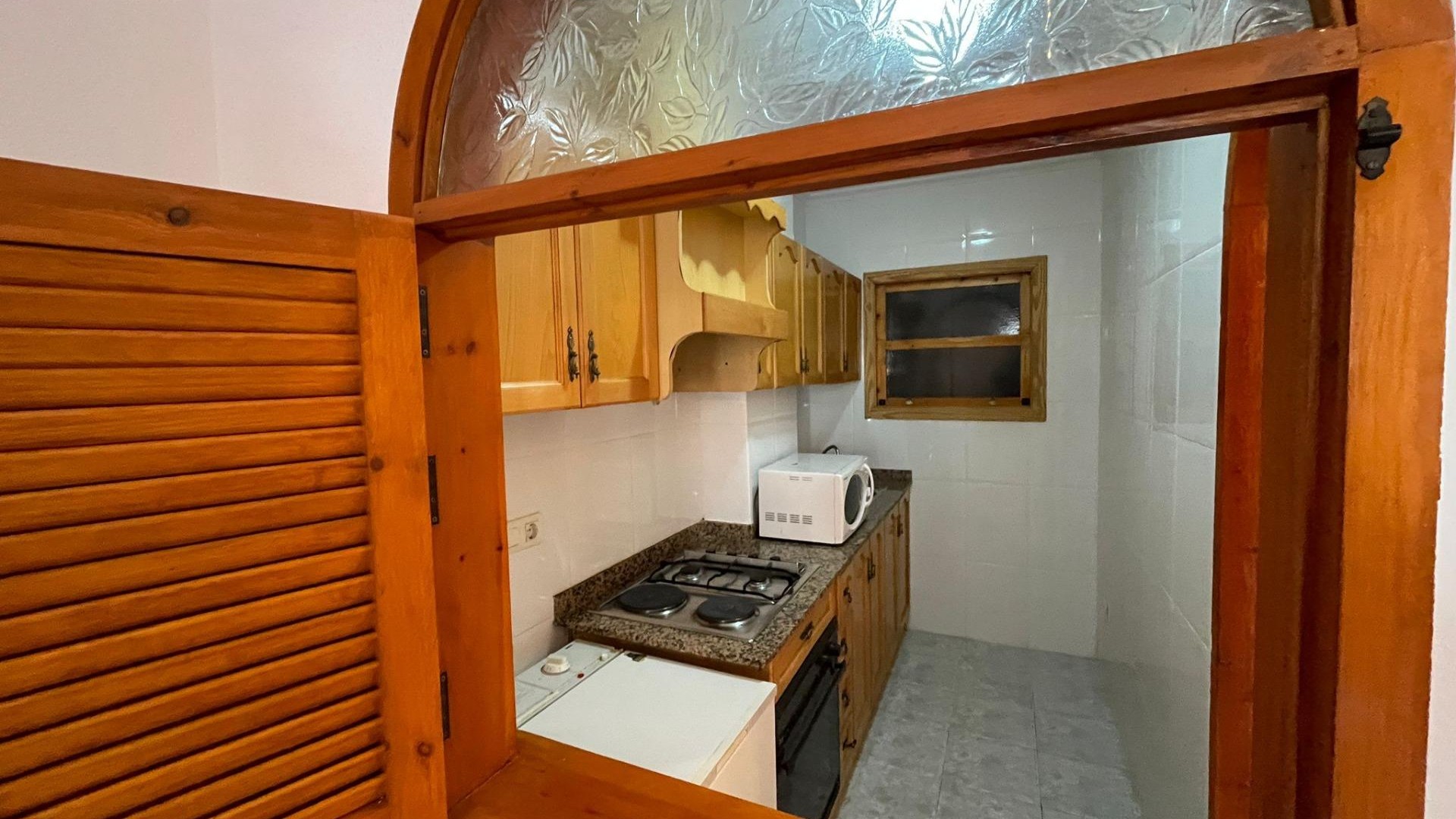 Herverkoop - Apartement Flat -
Torrevieja - Estacion de autobuses