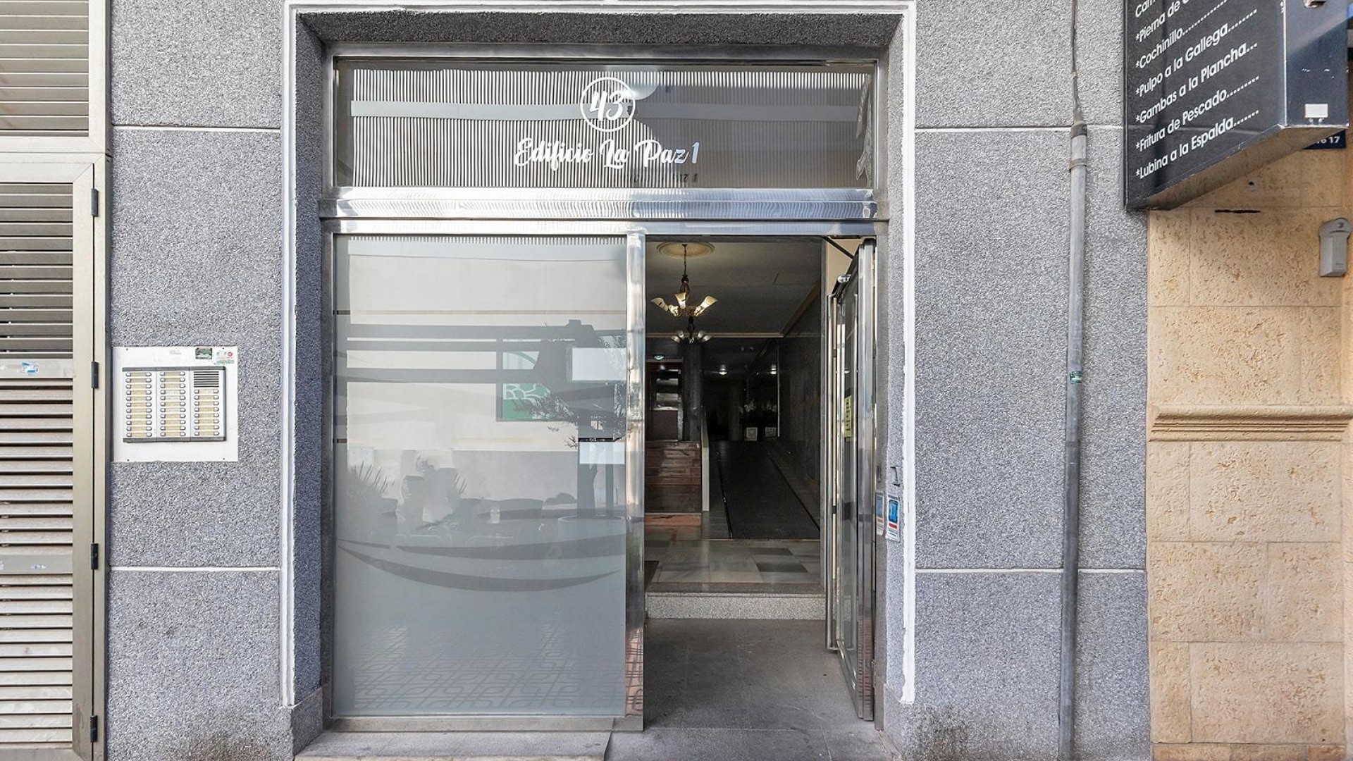 Herverkoop - Apartement Flat -
Torrevieja - Estacion de autobuses