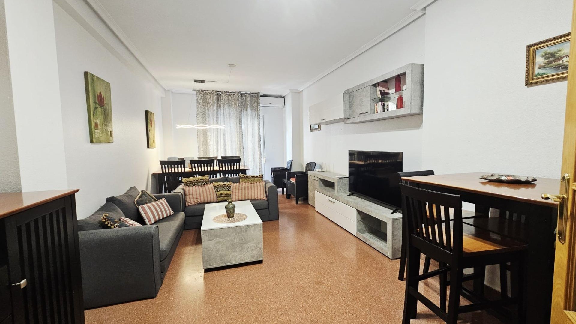 Herverkoop - Apartement Flat -
Torrevieja - Estacion de autobuses