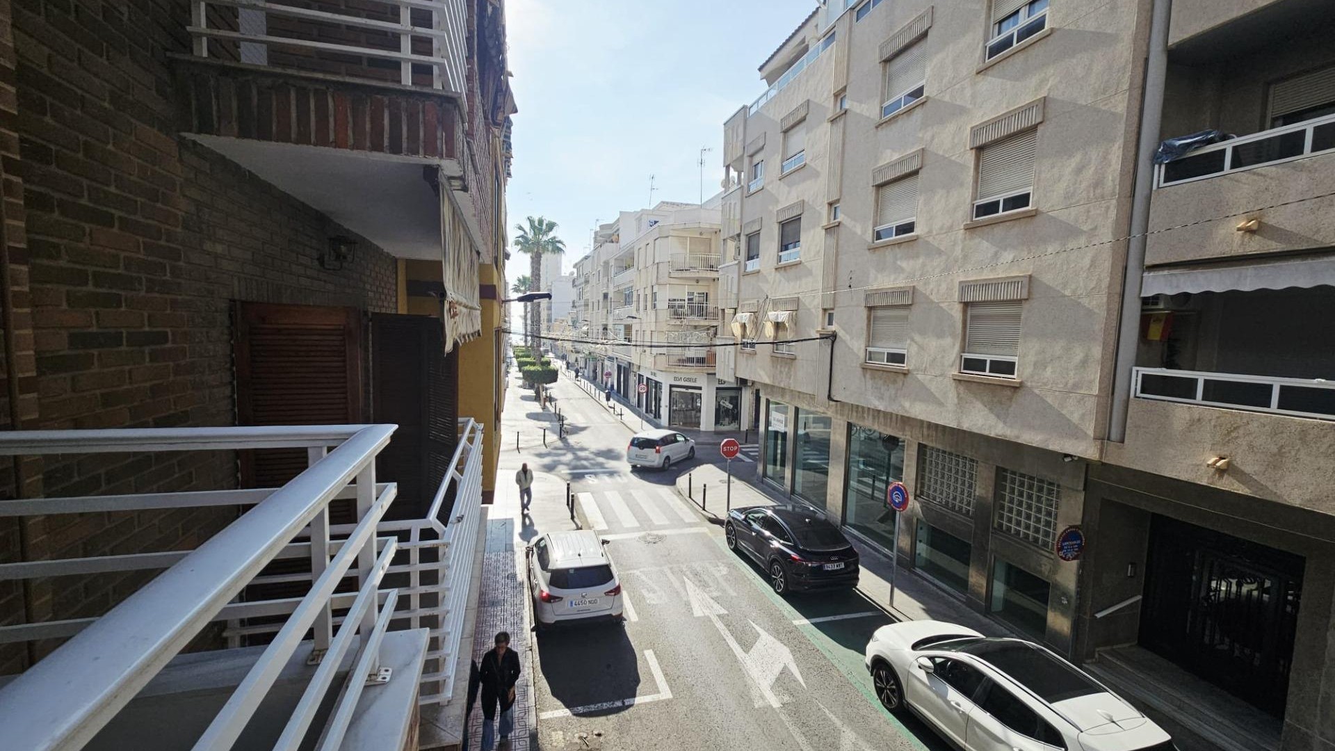 Herverkoop - Apartement Flat -
Torrevieja - Estacion de autobuses