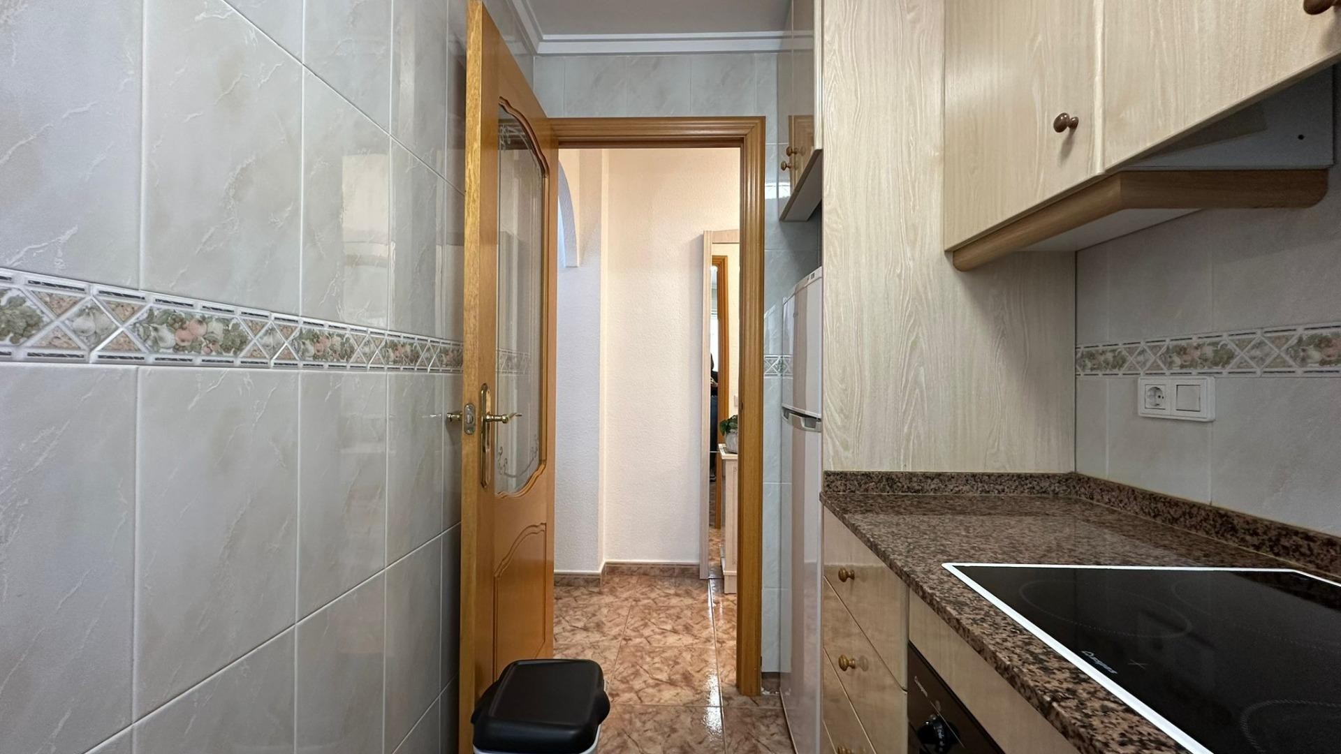 Herverkoop - Apartement Flat -
Torrevieja - Estacion de autobuses