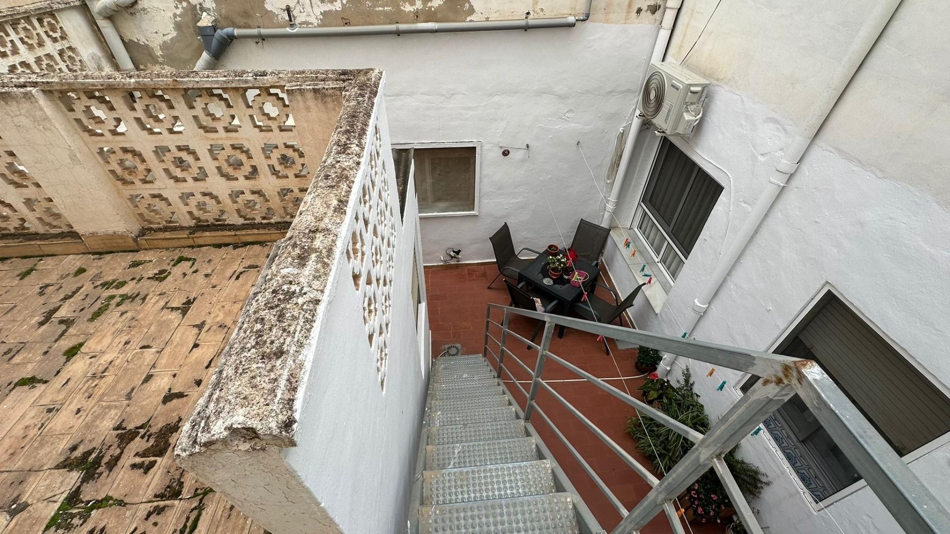 Herverkoop - Apartement Flat -
Torrevieja - Estacion de autobuses