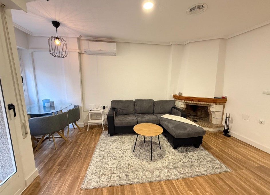 Herverkoop - Apartement Flat -
Torrevieja - Habaneras