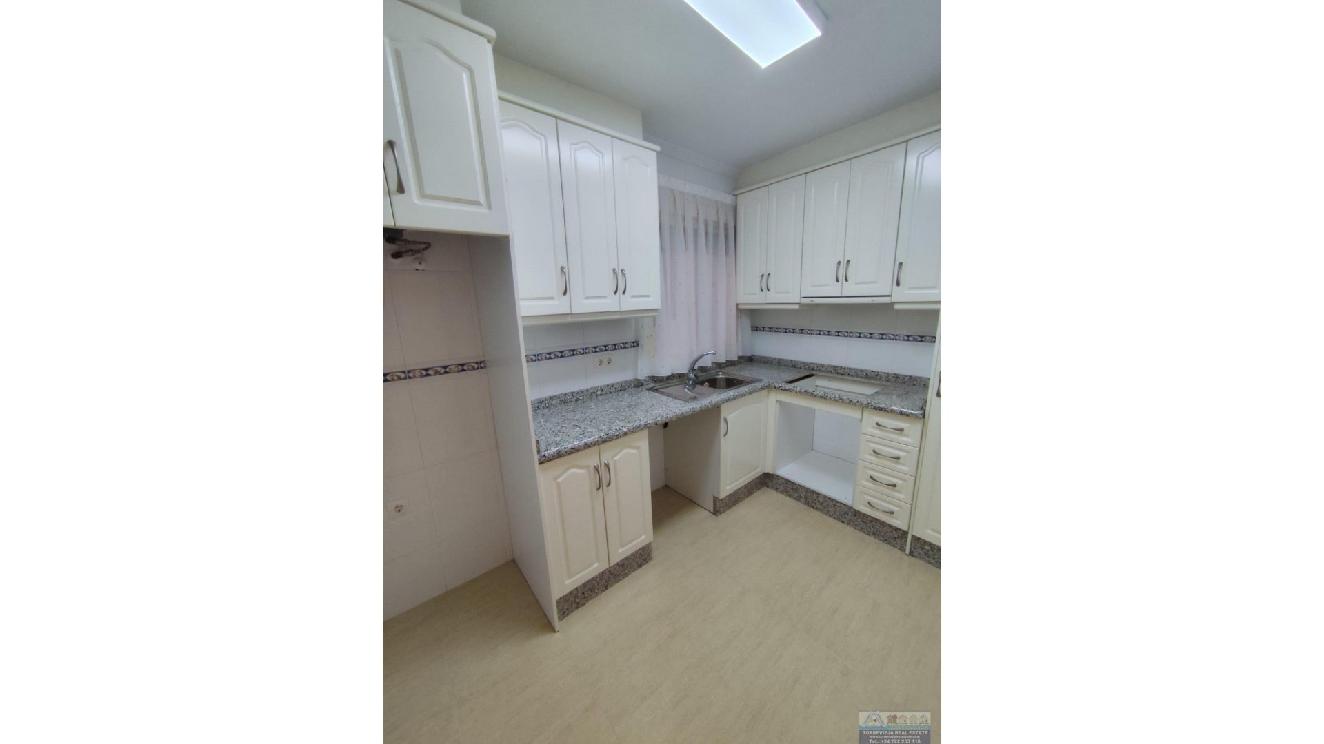 Herverkoop - Apartement Flat -
Torrevieja - Habaneras