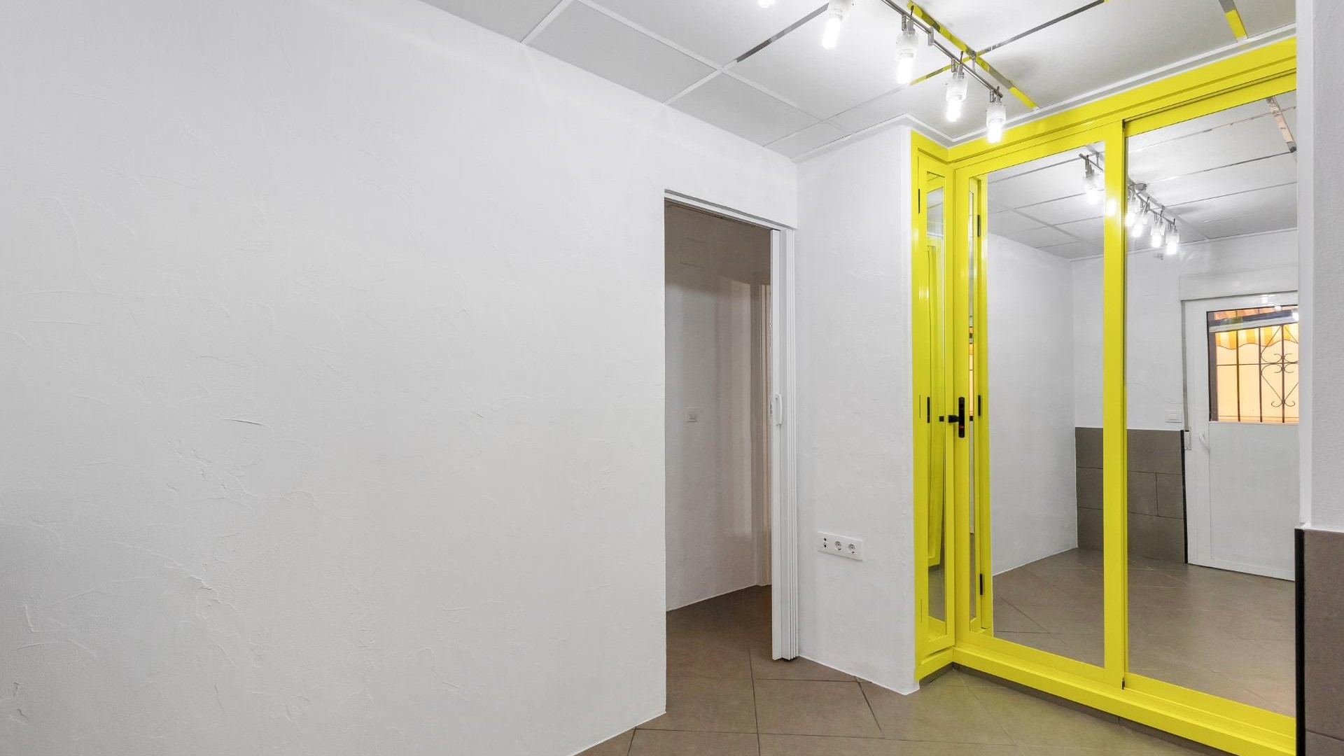 Herverkoop - Apartement Flat -
Torrevieja - La Mata pueblo