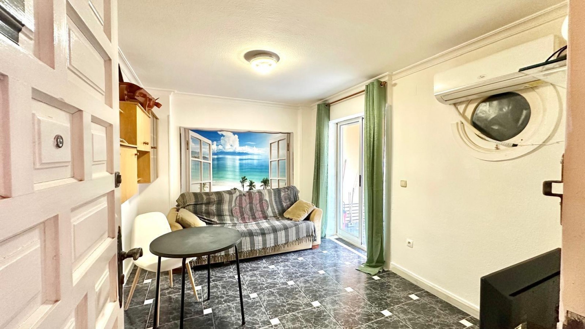 Herverkoop - Apartement Flat -
Torrevieja - La Mata pueblo