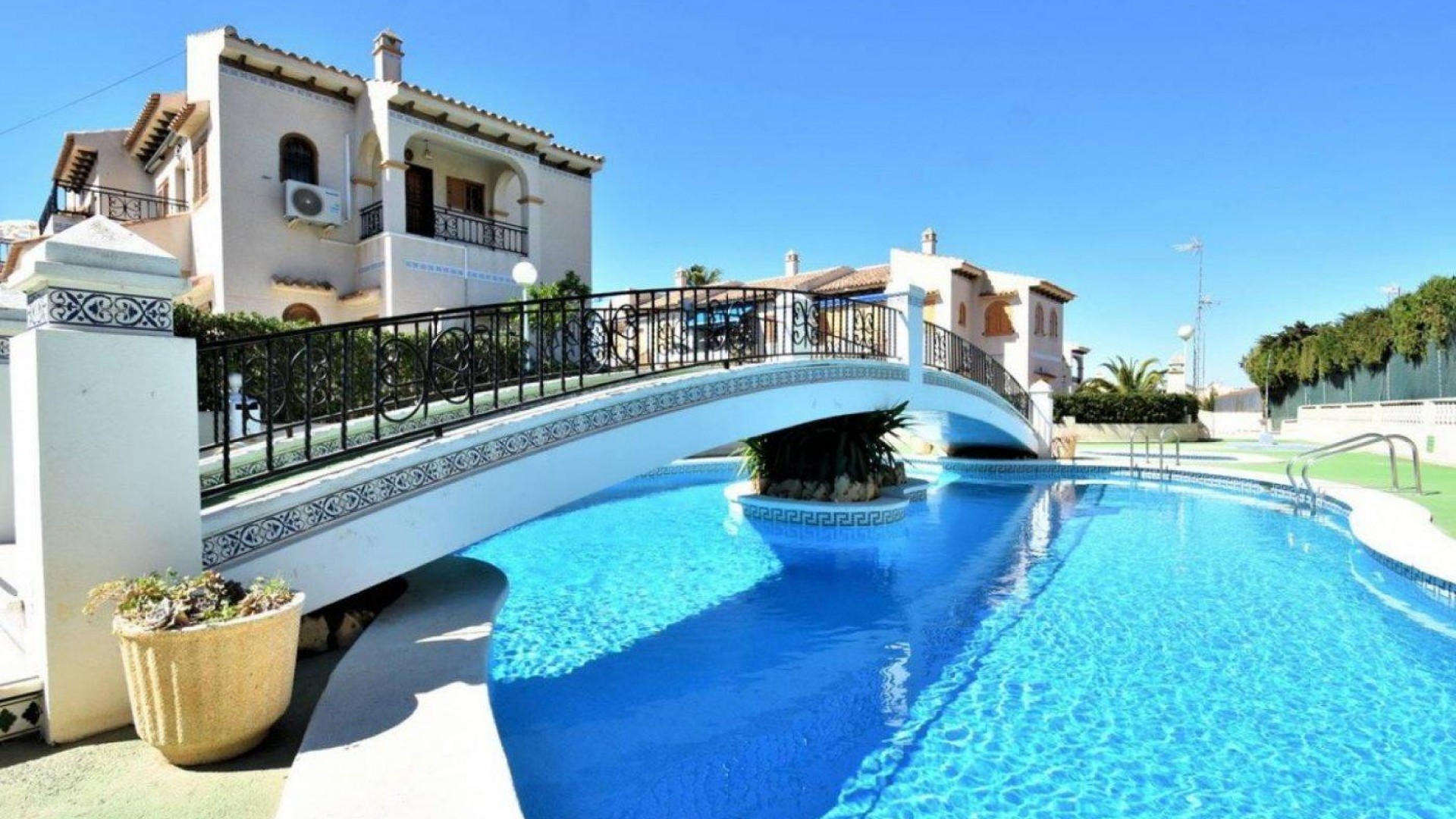 Herverkoop - Apartement Flat -
Torrevieja - La Mata