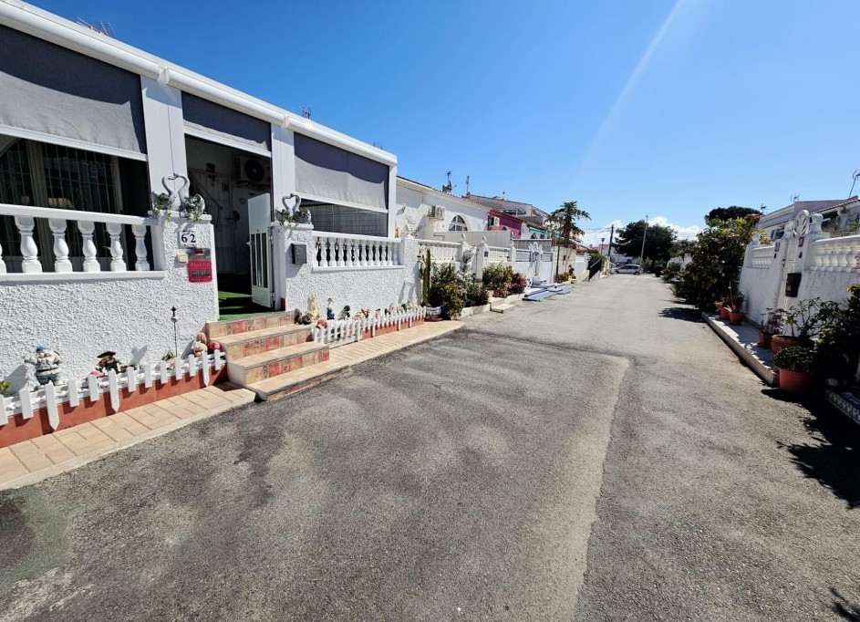 Herverkoop - Apartement Flat -
Torrevieja - La Siesta - El Salado - Torreta