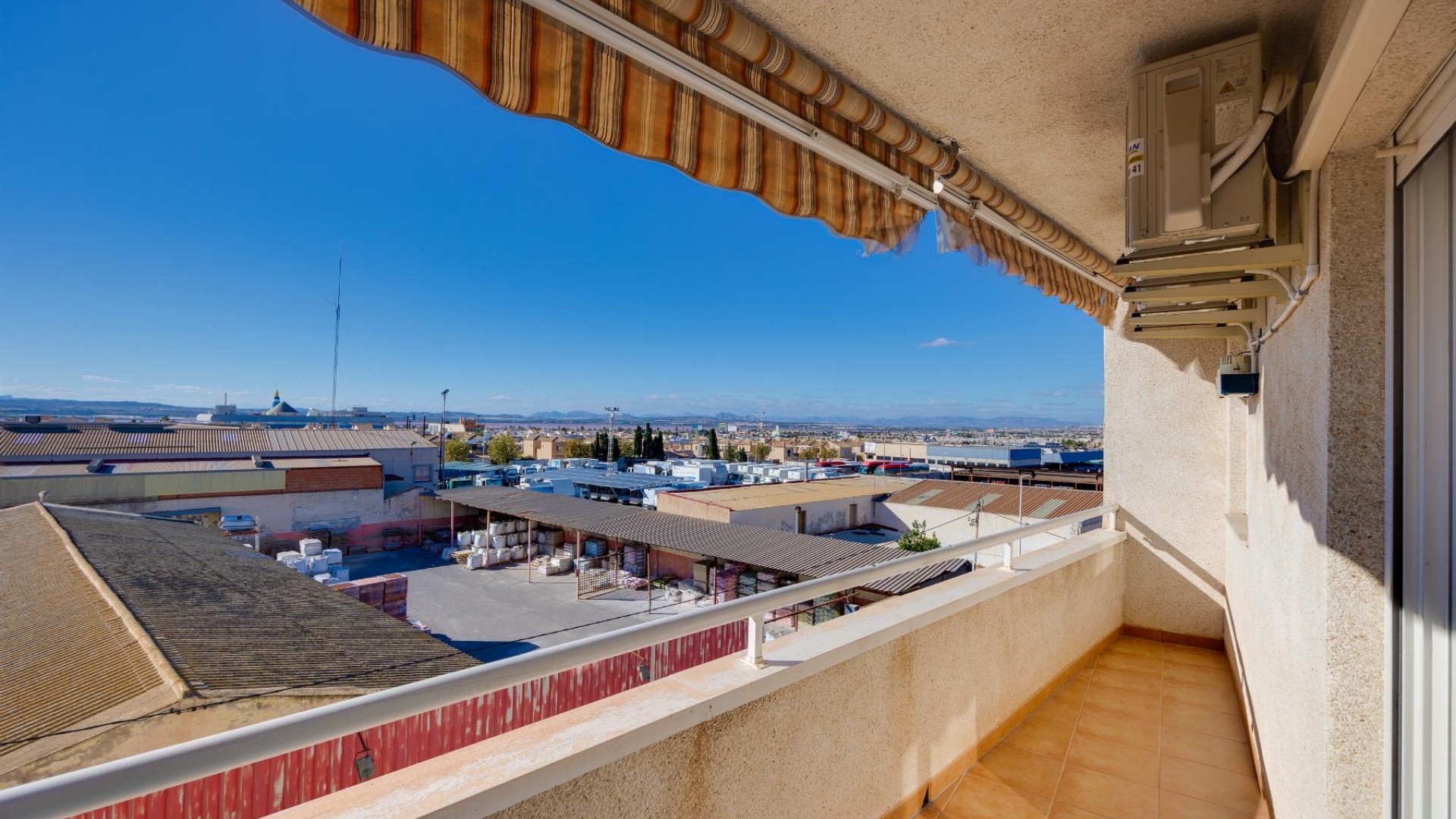 Herverkoop - Apartement Flat -
Torrevieja - Parque de las Naciones