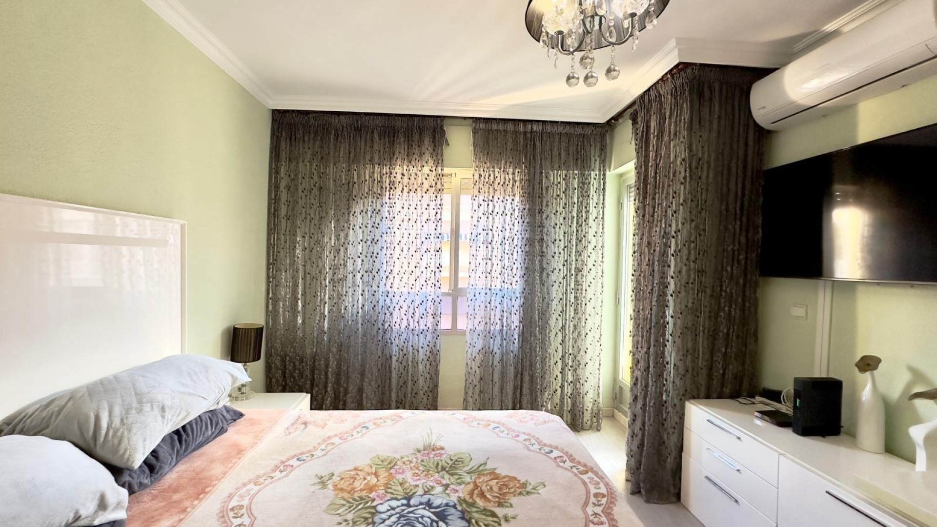 Herverkoop - Apartement Flat -
Torrevieja - Parque de las Naciones