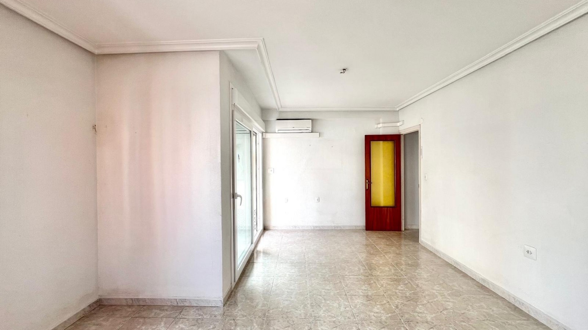 Herverkoop - Apartement Flat -
Torrevieja - Paseo maritimo