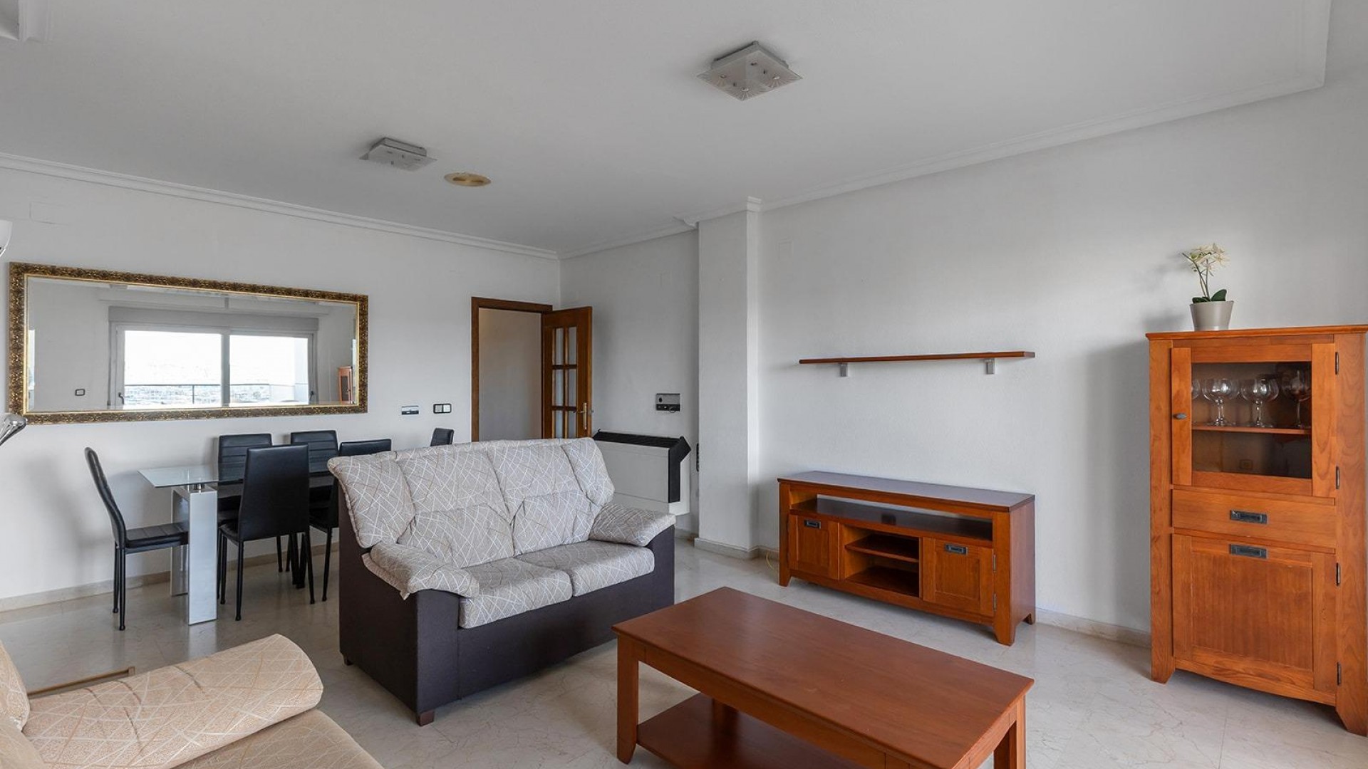 Herverkoop - Apartement Flat -
Torrevieja - Paseo maritimo