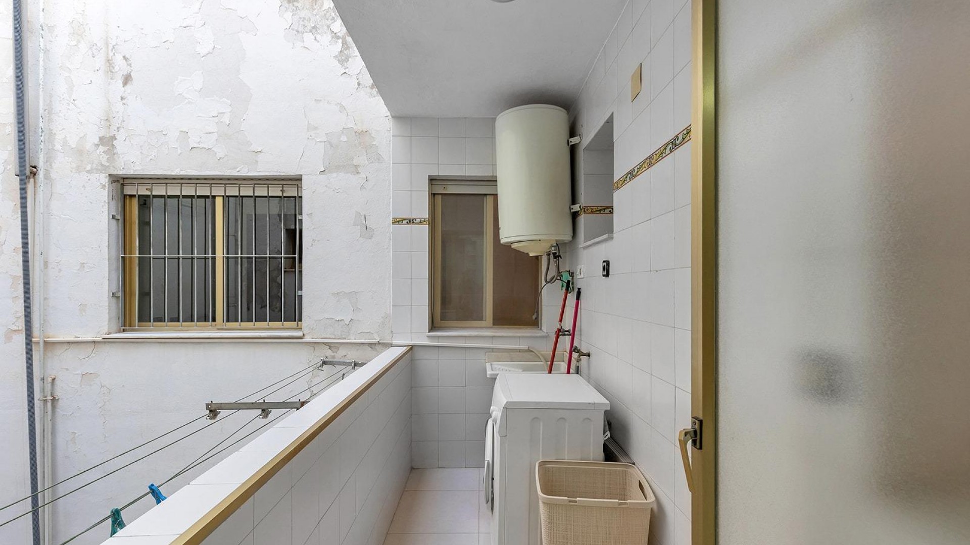 Herverkoop - Apartement Flat -
Torrevieja - Paseo maritimo