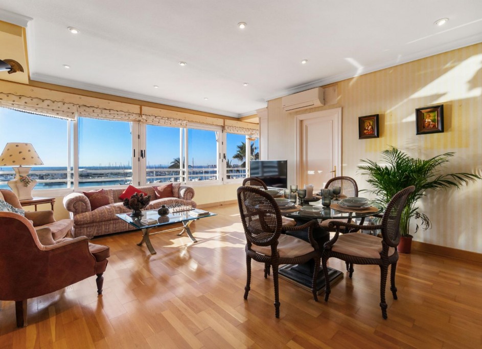 Herverkoop - Apartement Flat -
Torrevieja - Piscinas naturales