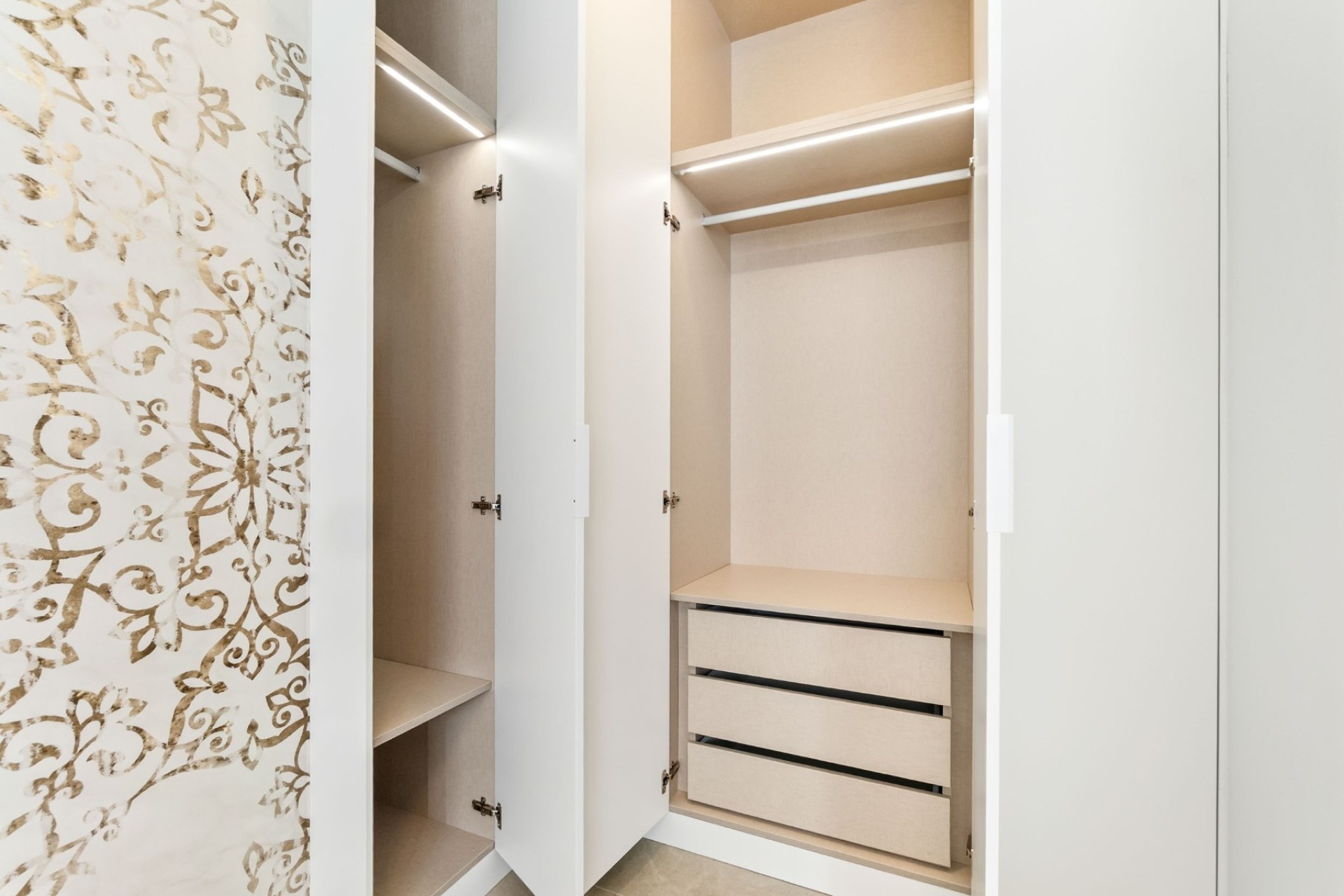 Herverkoop - Apartement Flat -
Torrevieja - Playa de El Cura