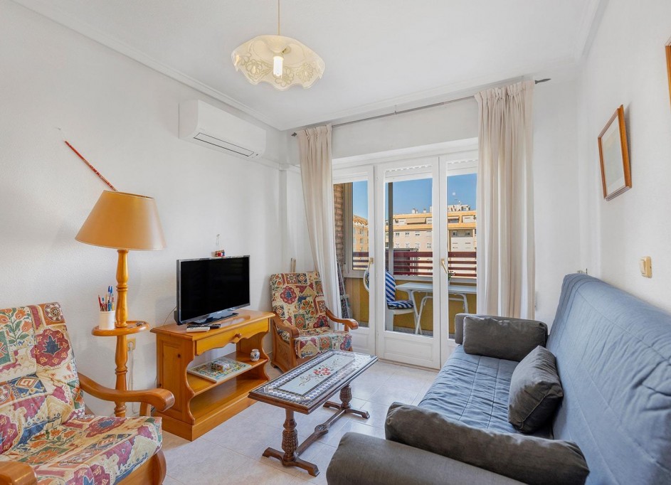 Herverkoop - Apartement Flat -
Torrevieja - Playa de los locos