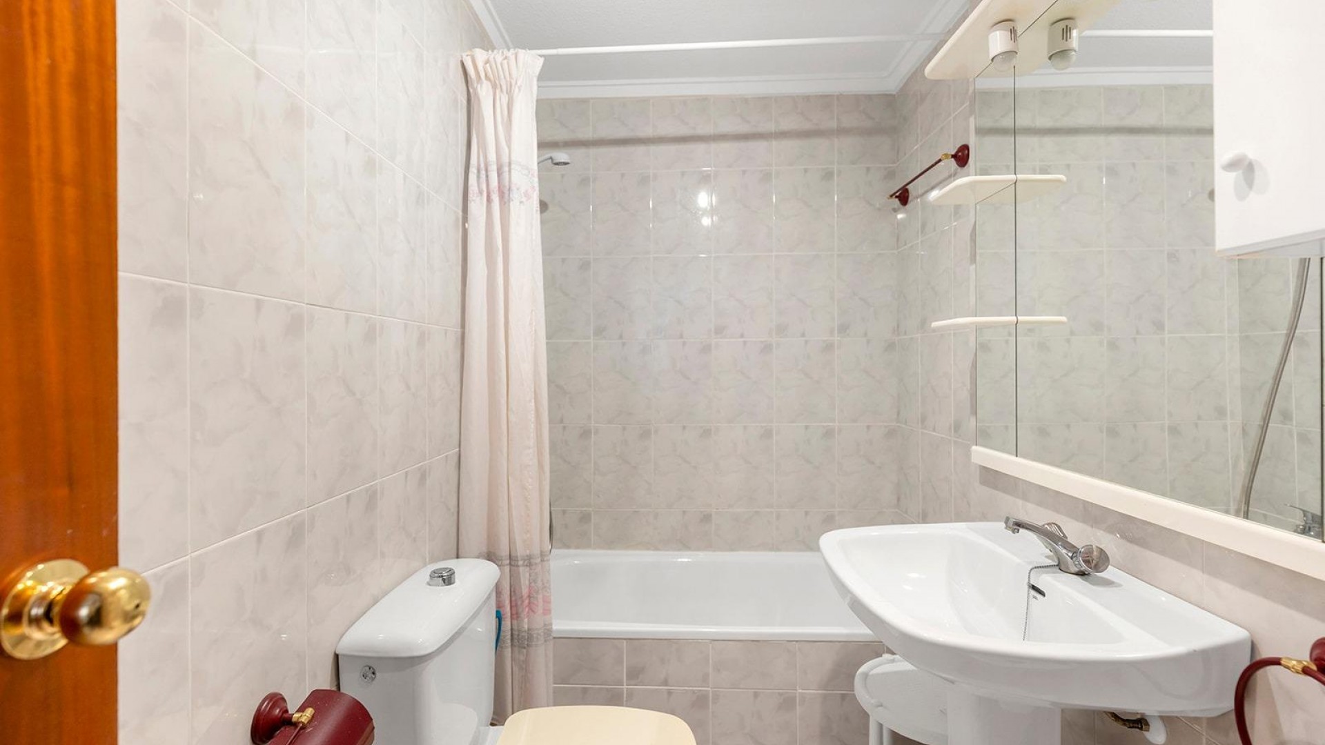 Herverkoop - Apartement Flat -
Torrevieja - Playa de los locos