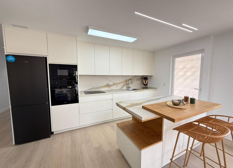 Herverkoop - Apartement Flat -
Torrevieja - Playa de los Naufragos