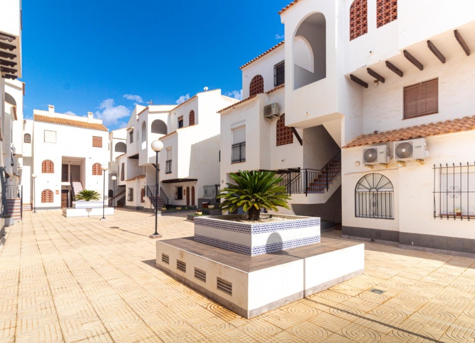 Herverkoop - Apartement Flat -
Torrevieja - Playa de los Naufragos