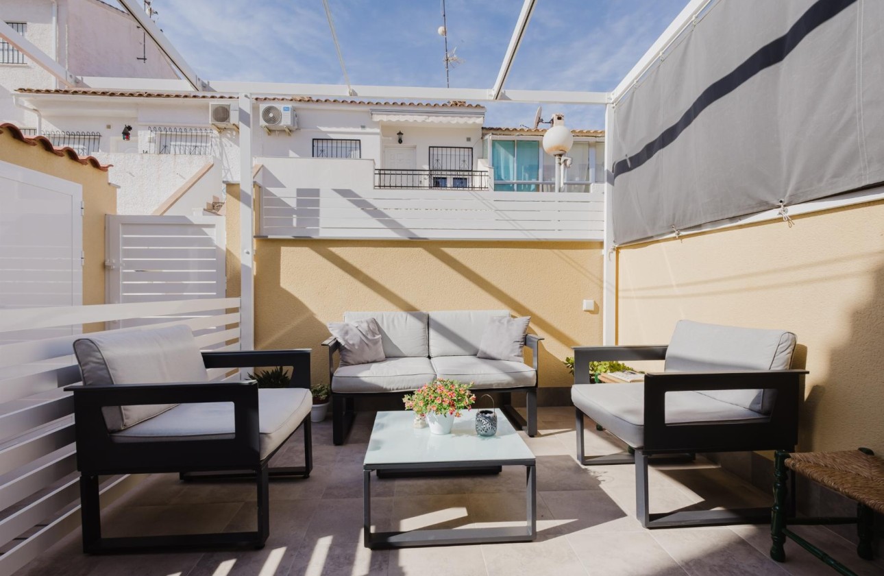 Herverkoop - Apartement Flat -
Torrevieja - Playa de los Naufragos